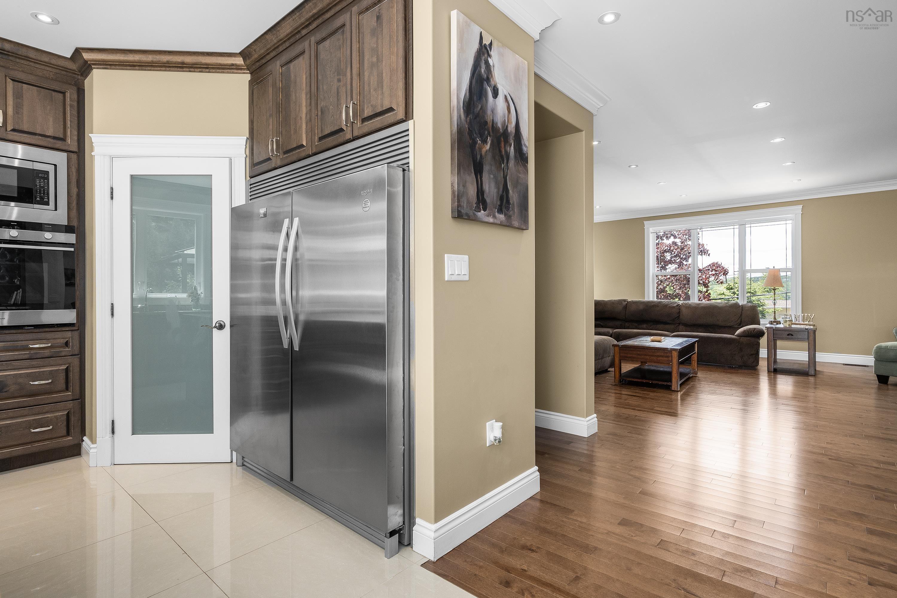 $1,199,000.00: 44 Admiral Cove Drive, Bedford