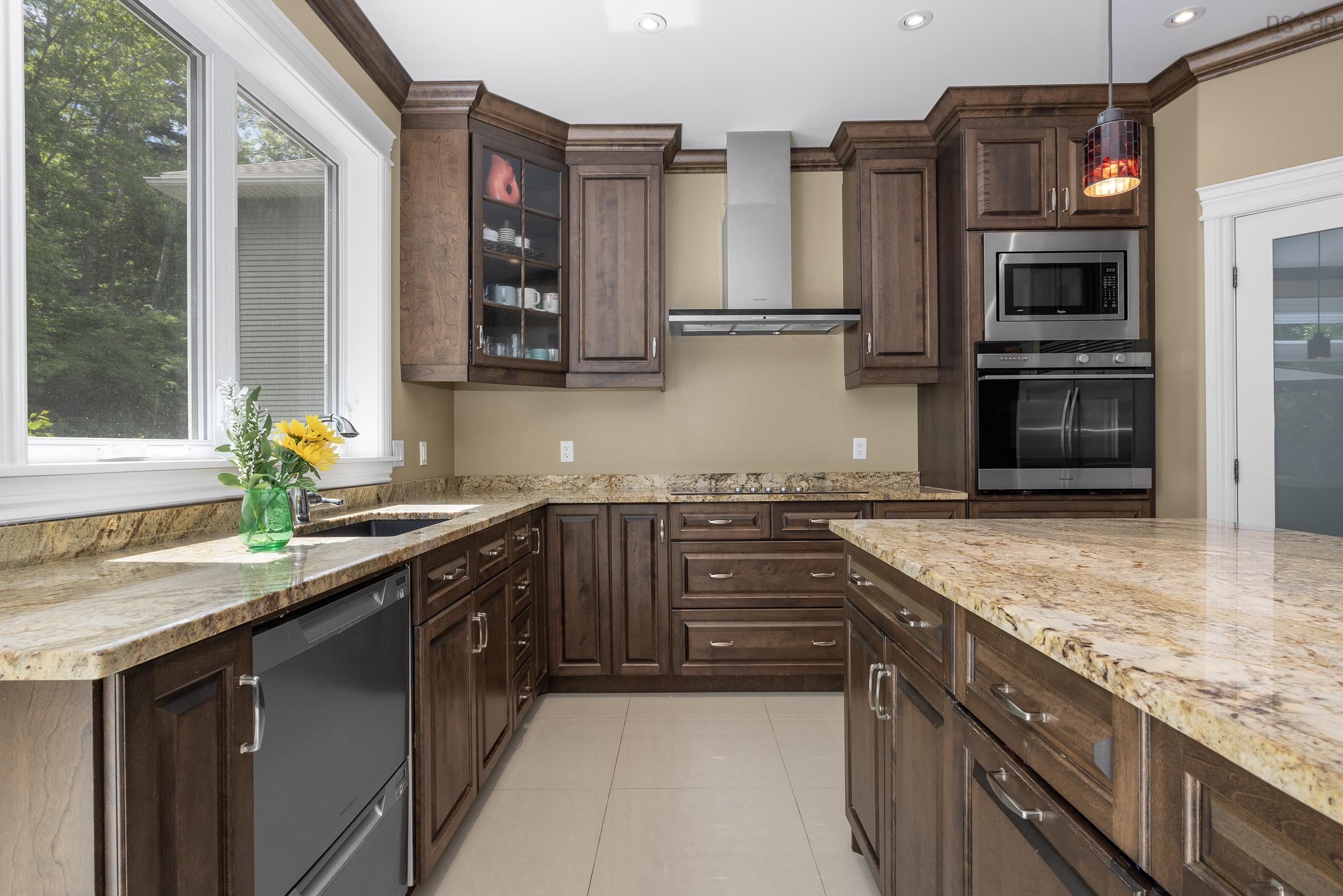 $1,199,000.00: 44 Admiral Cove Drive, Bedford