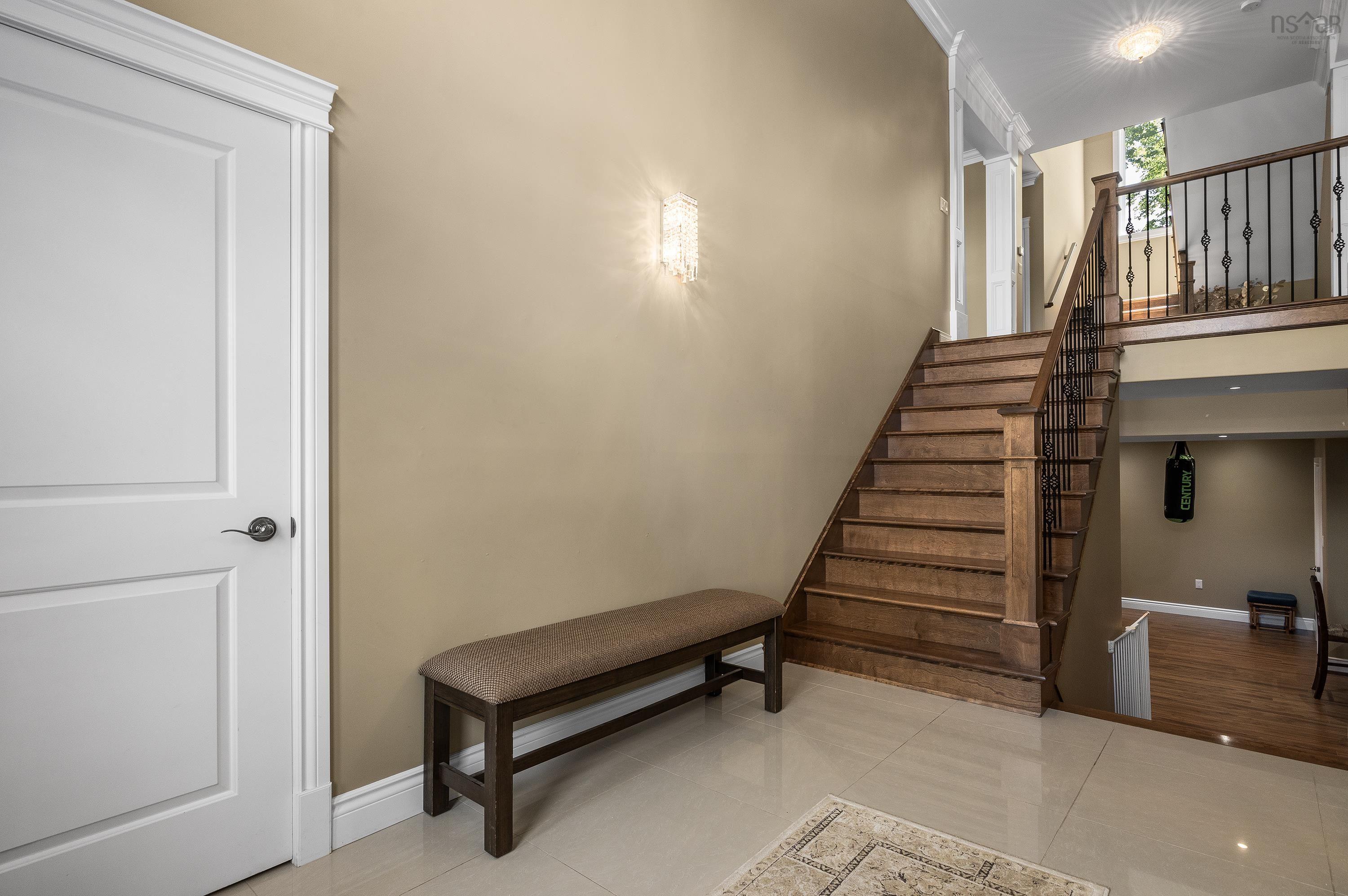 $1,199,000.00: 44 Admiral Cove Drive, Bedford