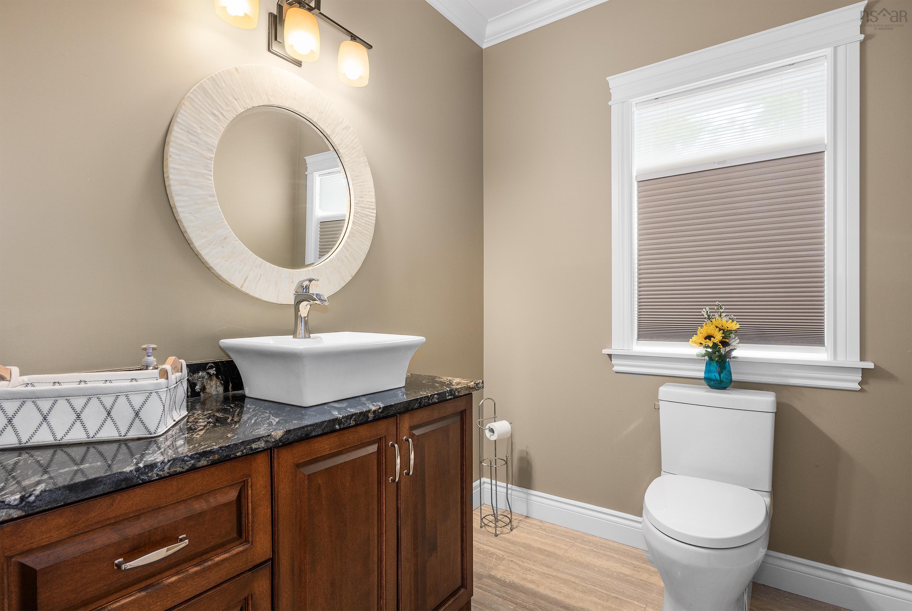 $1,199,000.00: 44 Admiral Cove Drive, Bedford