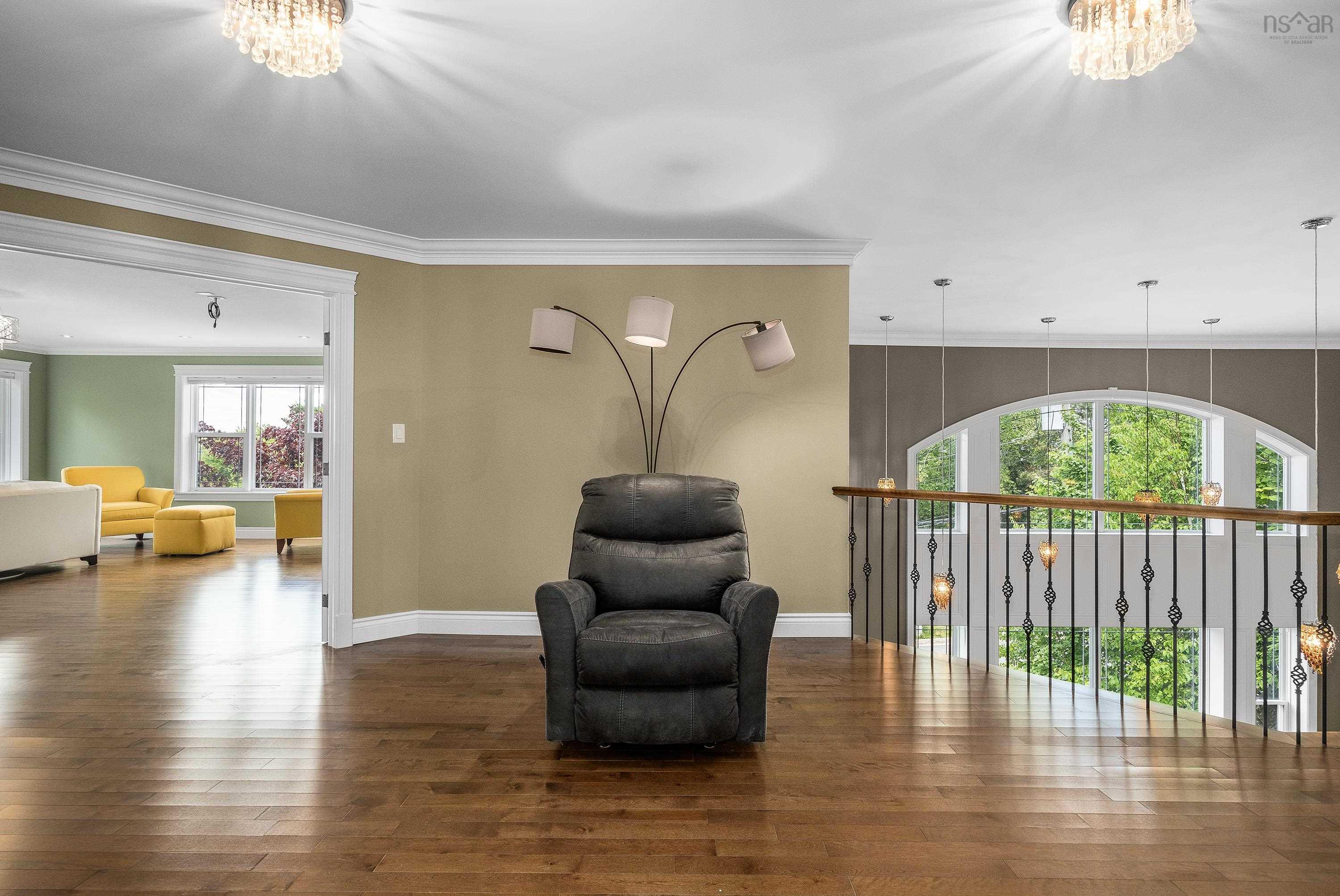 $1,199,000.00: 44 Admiral Cove Drive, Bedford