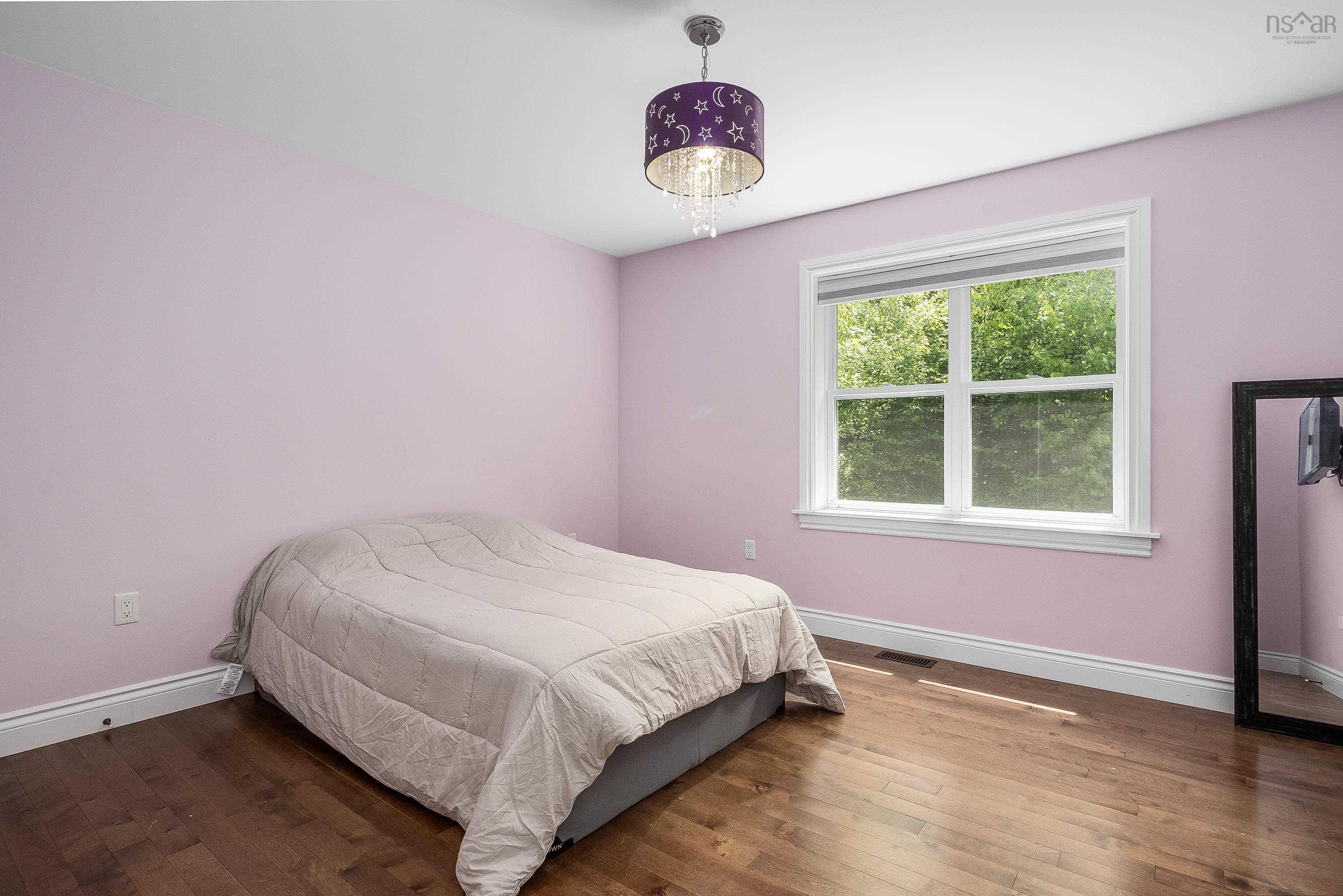 $1,199,000.00: 44 Admiral Cove Drive, Bedford