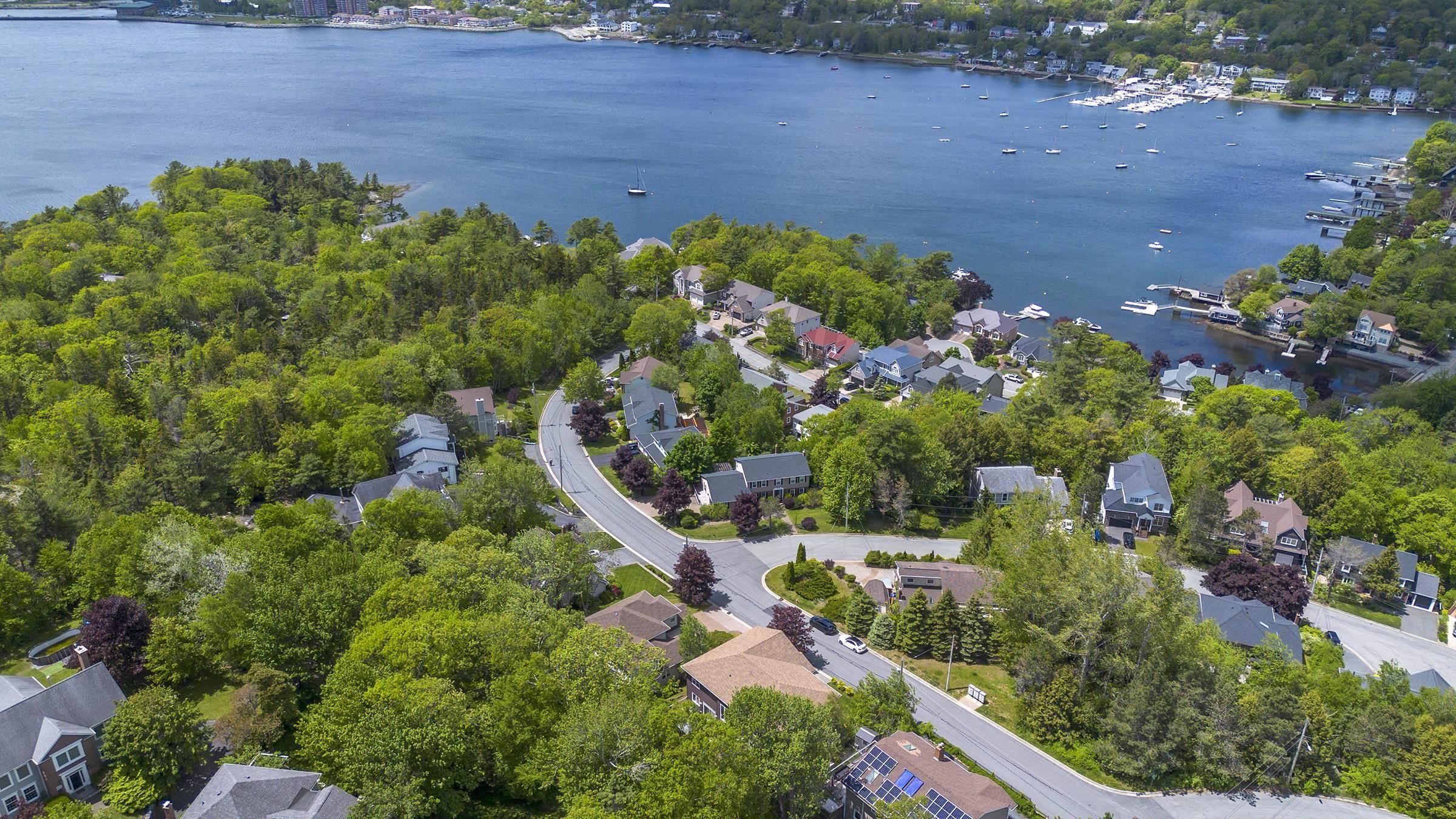 $1,199,000.00: 44 Admiral Cove Drive, Bedford