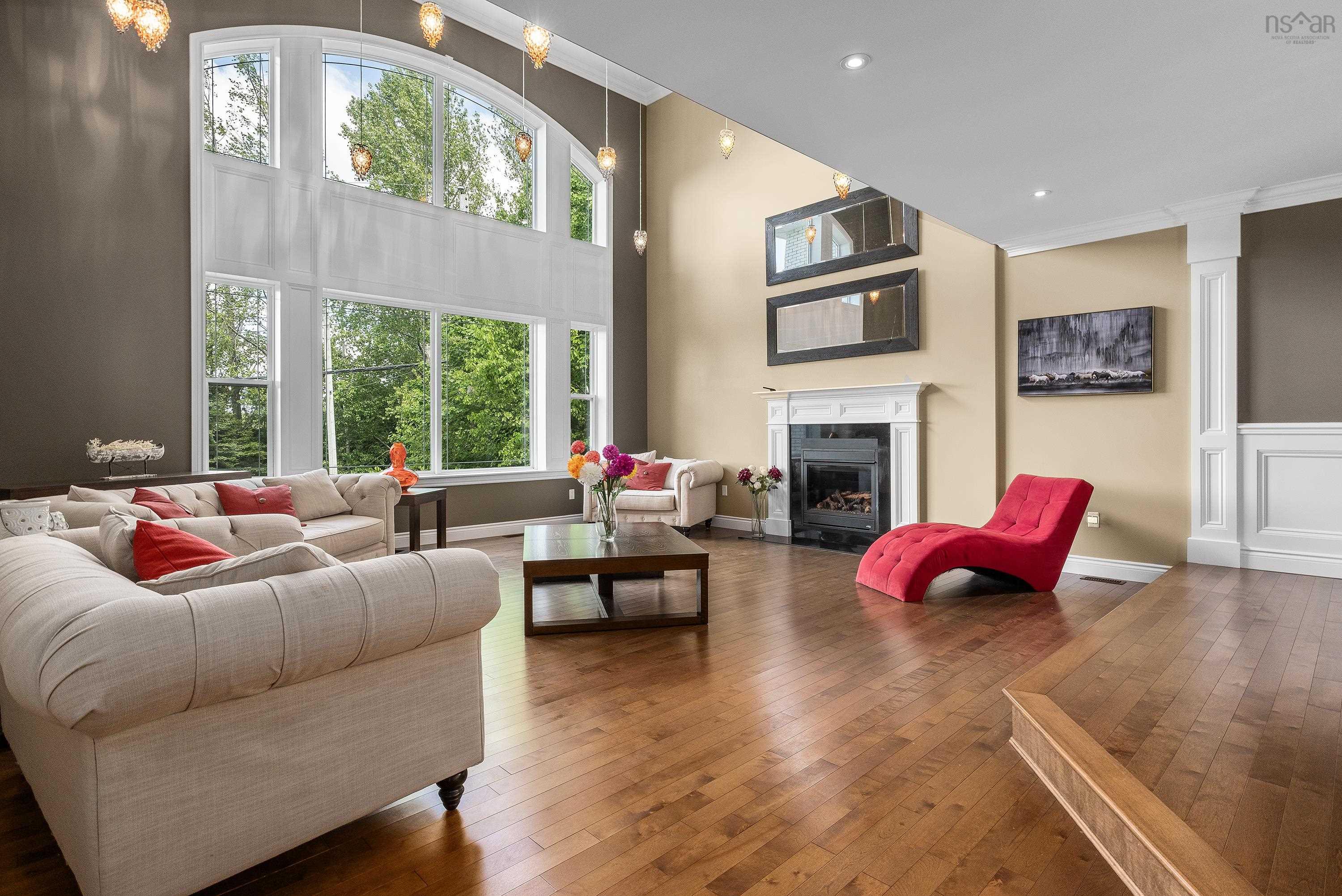 $1,199,000.00: 44 Admiral Cove Drive, Bedford