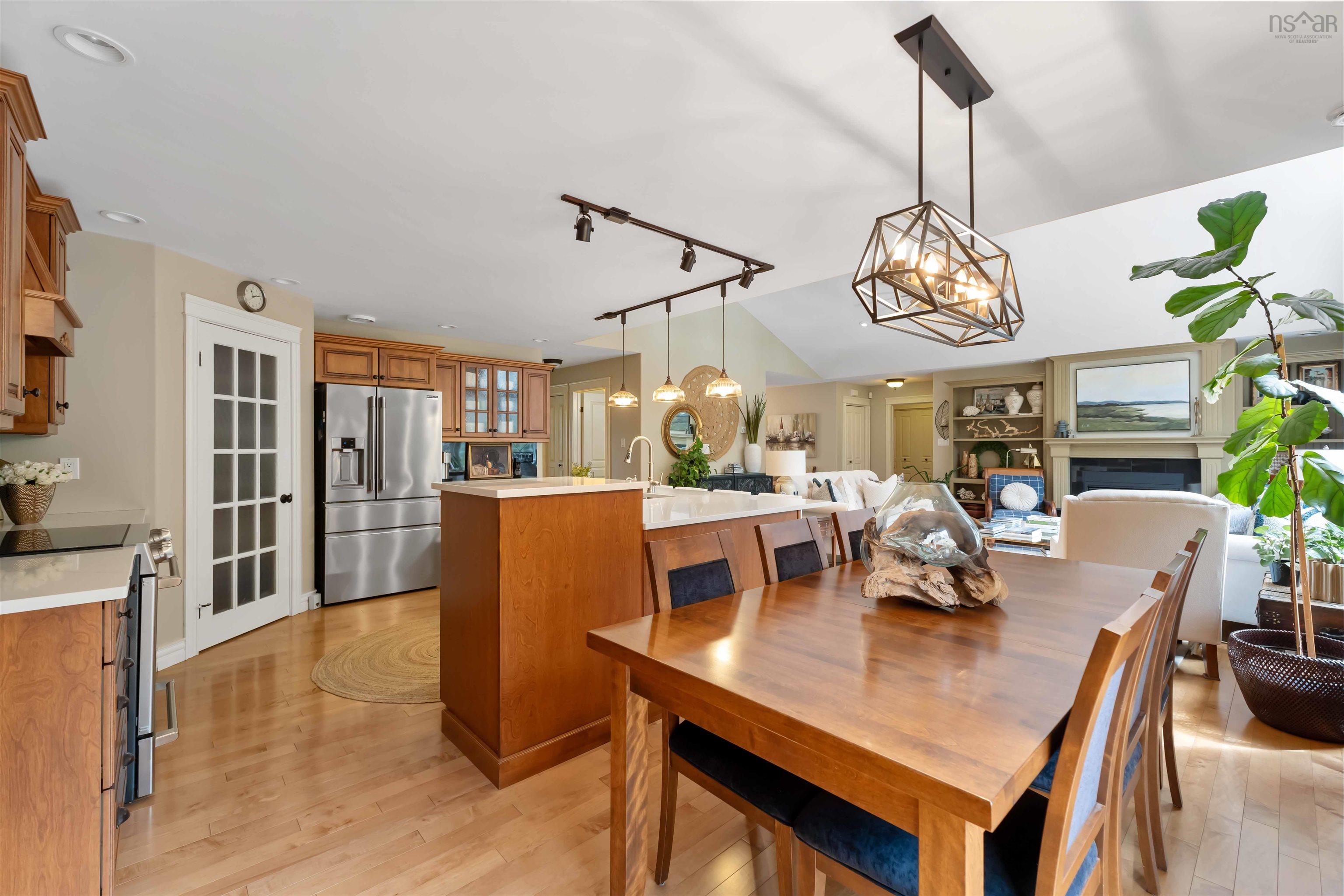 $675,000.00: 115 Seneca Street, Centreville