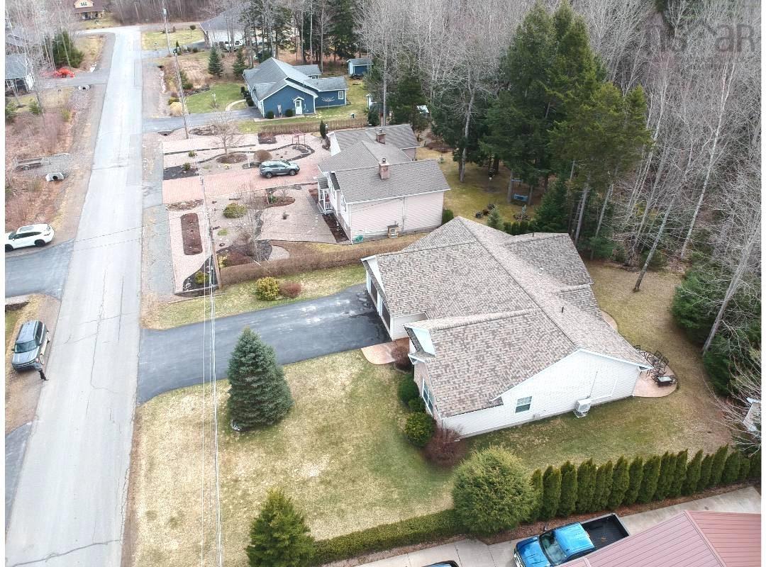 $675,000.00: 115 Seneca Street, Centreville