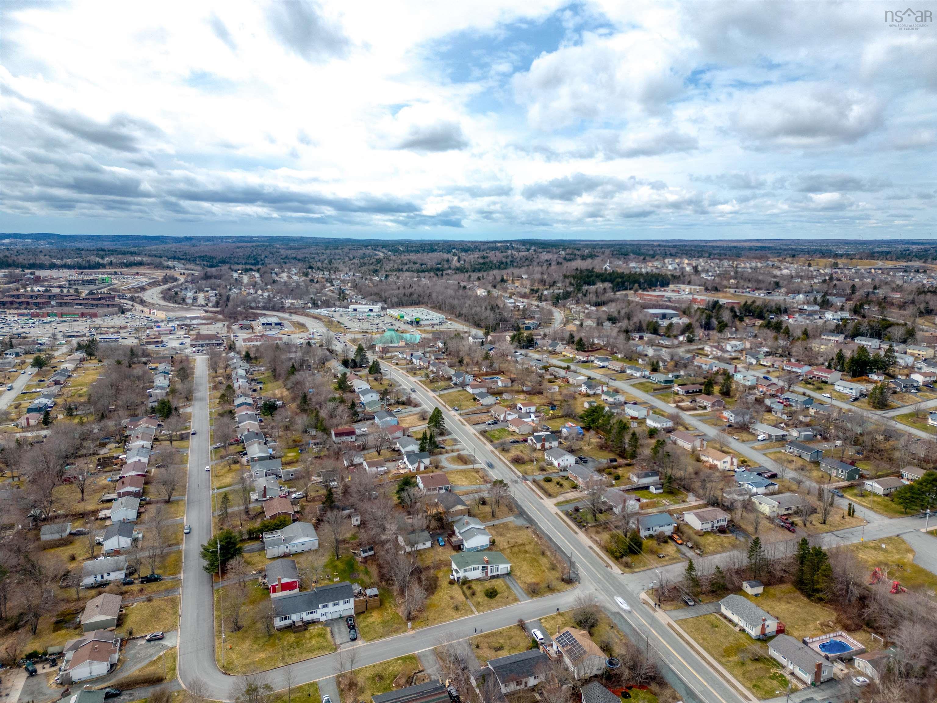 $514,900.00: 43 Beaver Bank Road, Lower Sackville