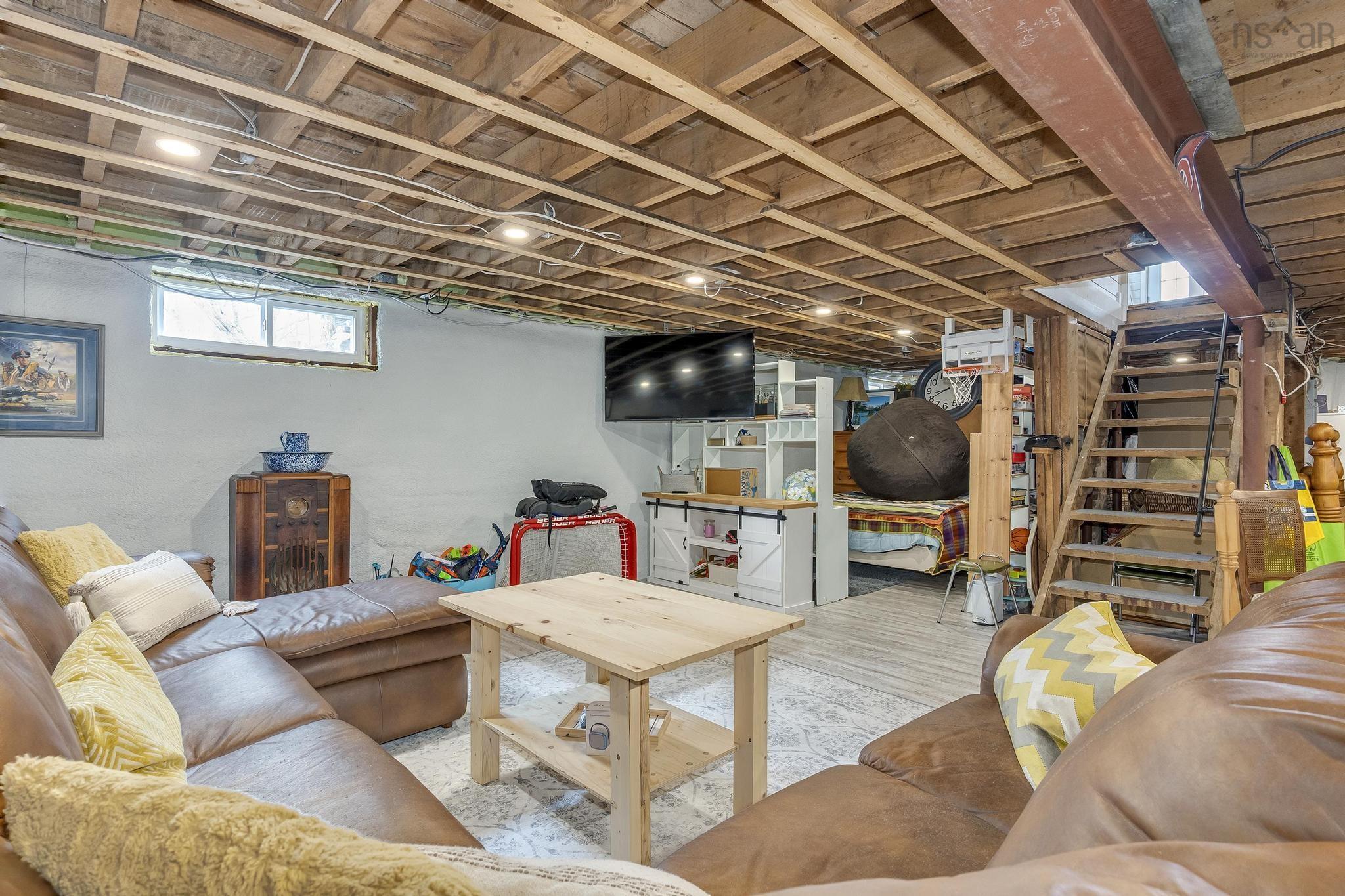 $499,900.00: 1409 Marshall Road, Kingston