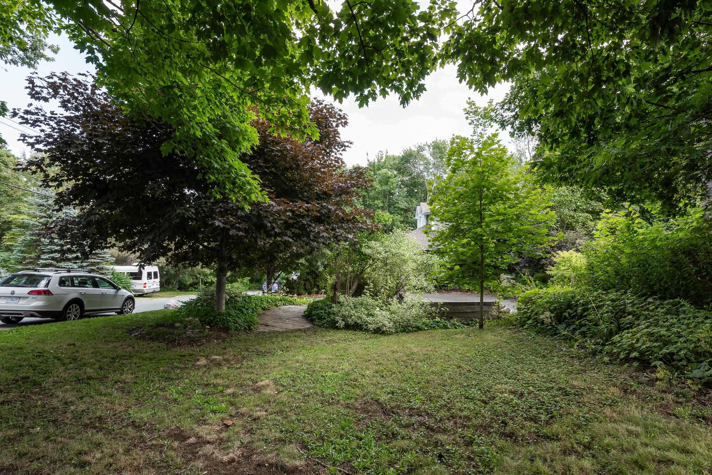 $395,000.00: Unit 10 B-2 Crichton Avenue, Dartmouth