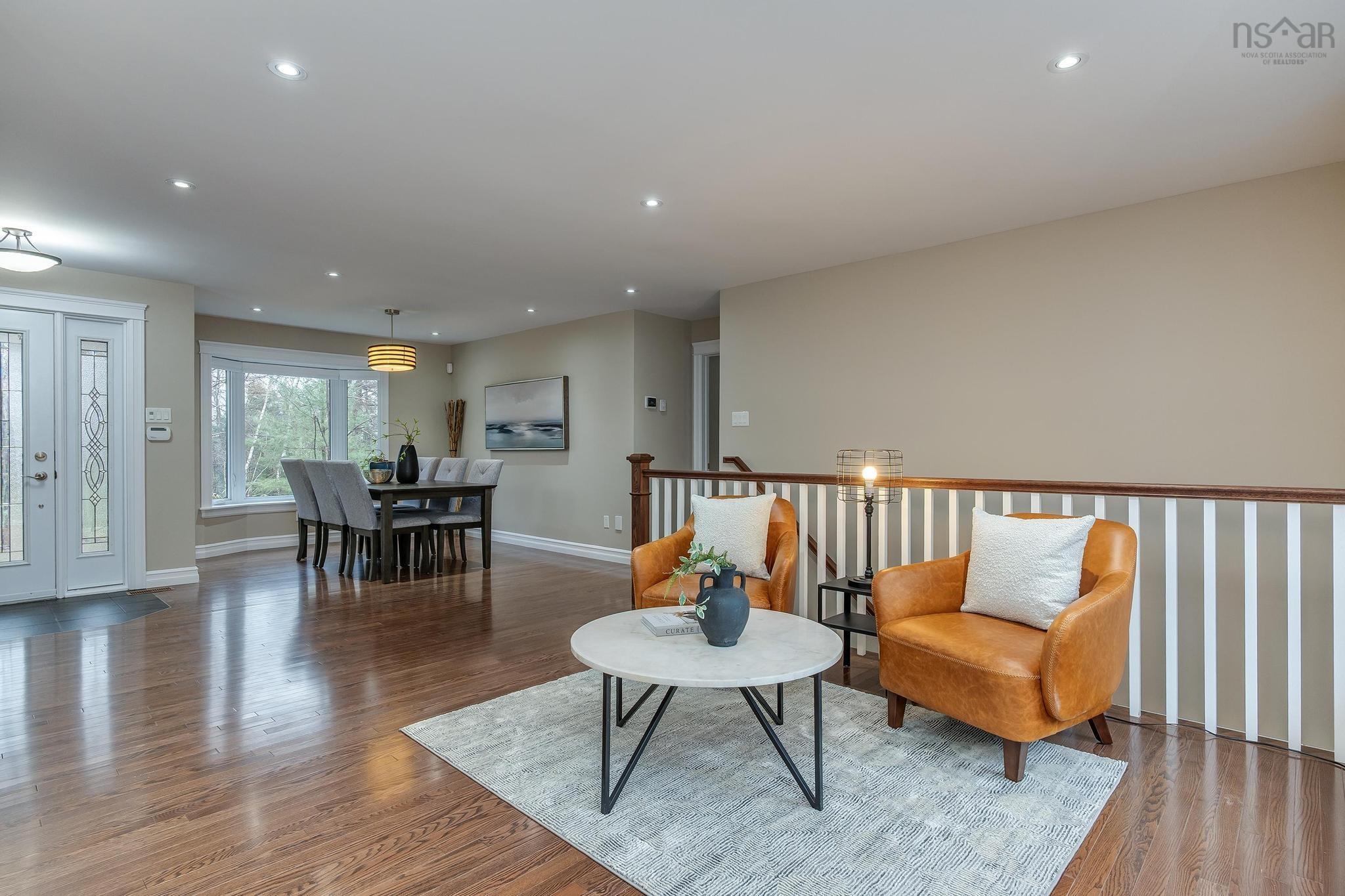 $749,900.00: 552 Lockview Road, Fall River