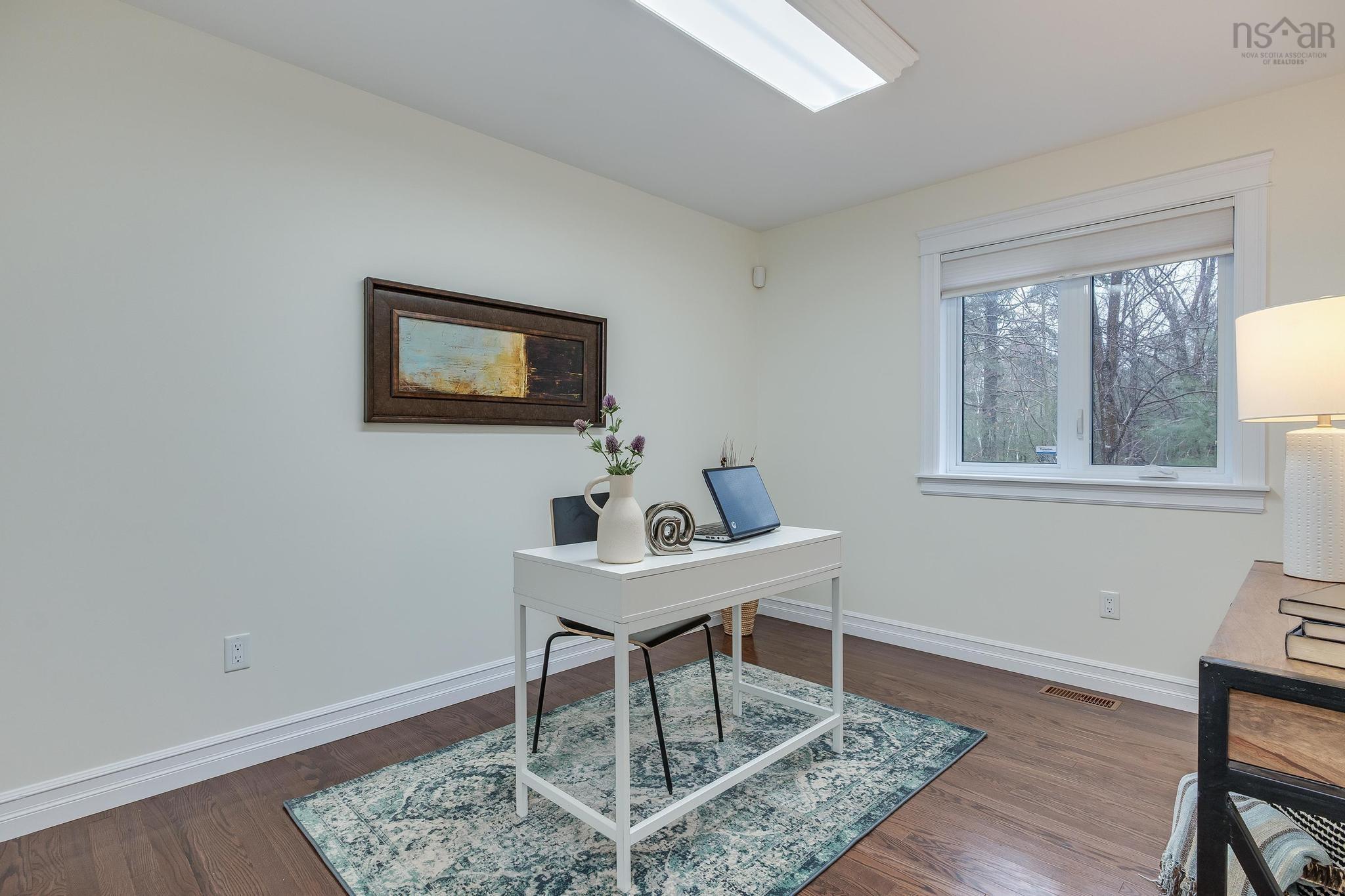 $749,900.00: 552 Lockview Road, Fall River