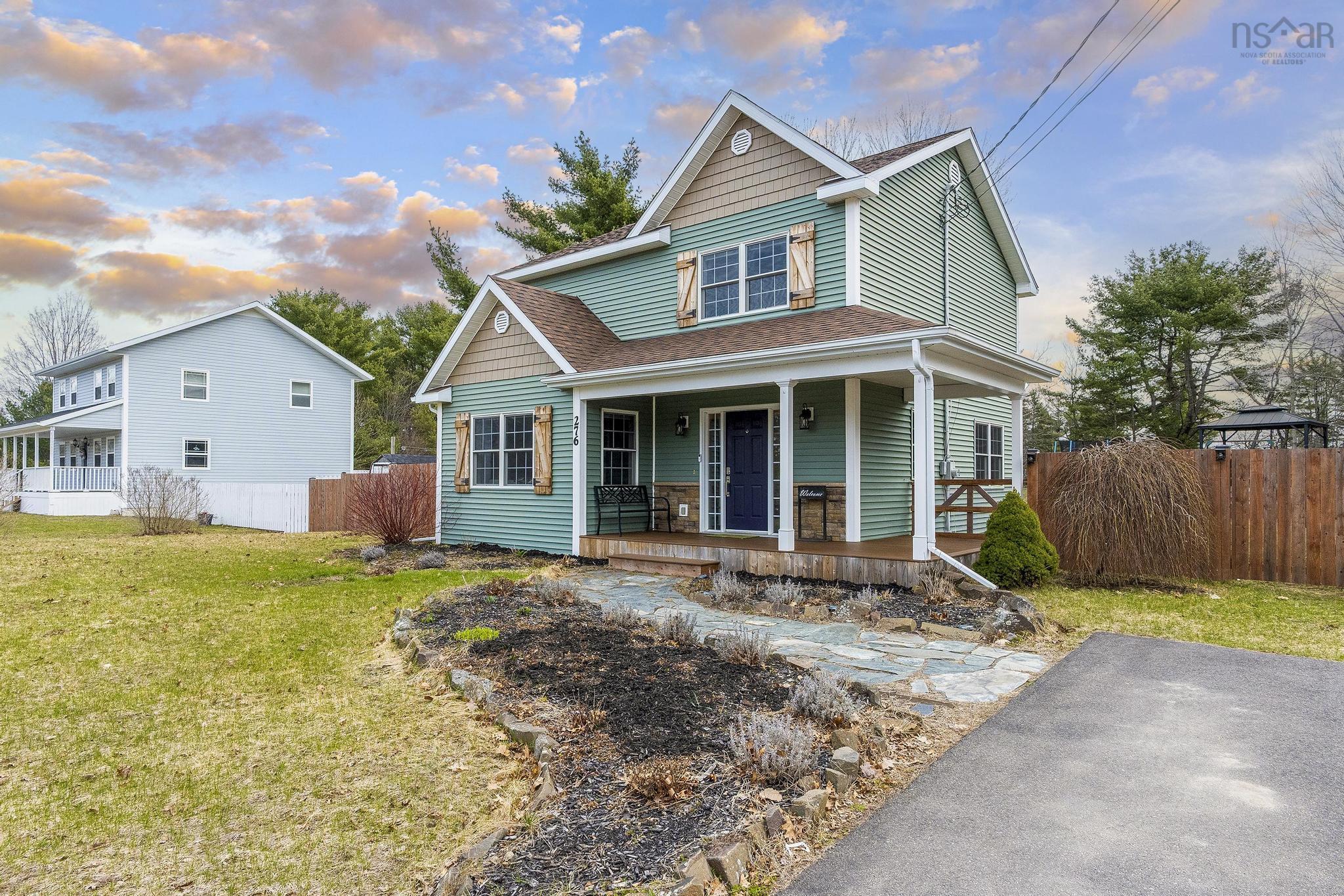 $499,900.00: 276 BROOKSIDE DRIVE, Wilmot