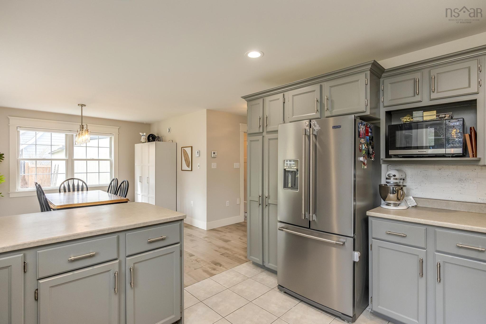 $499,900.00: 276 BROOKSIDE DRIVE, Wilmot