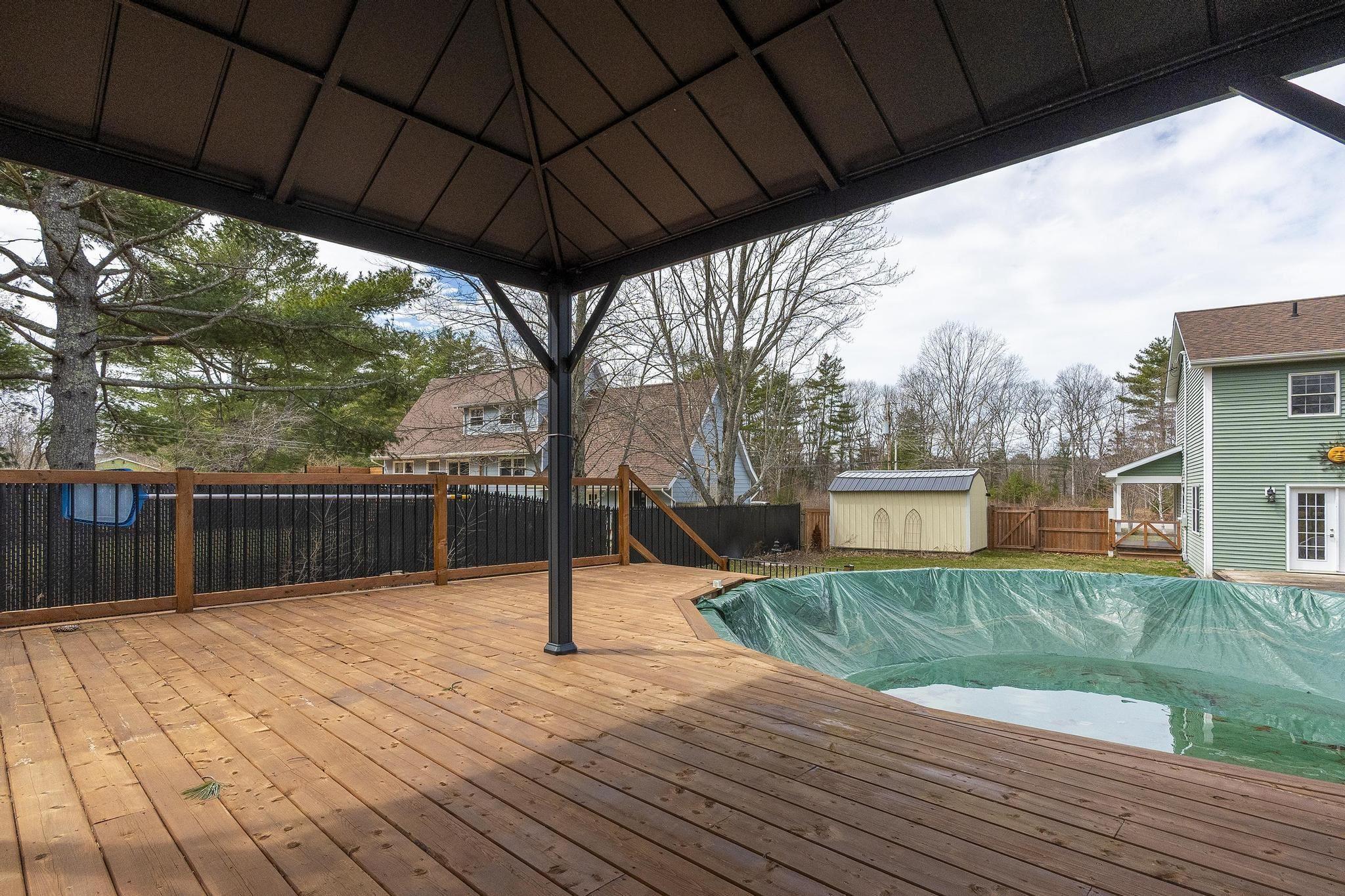 $499,900.00: 276 BROOKSIDE DRIVE, Wilmot
