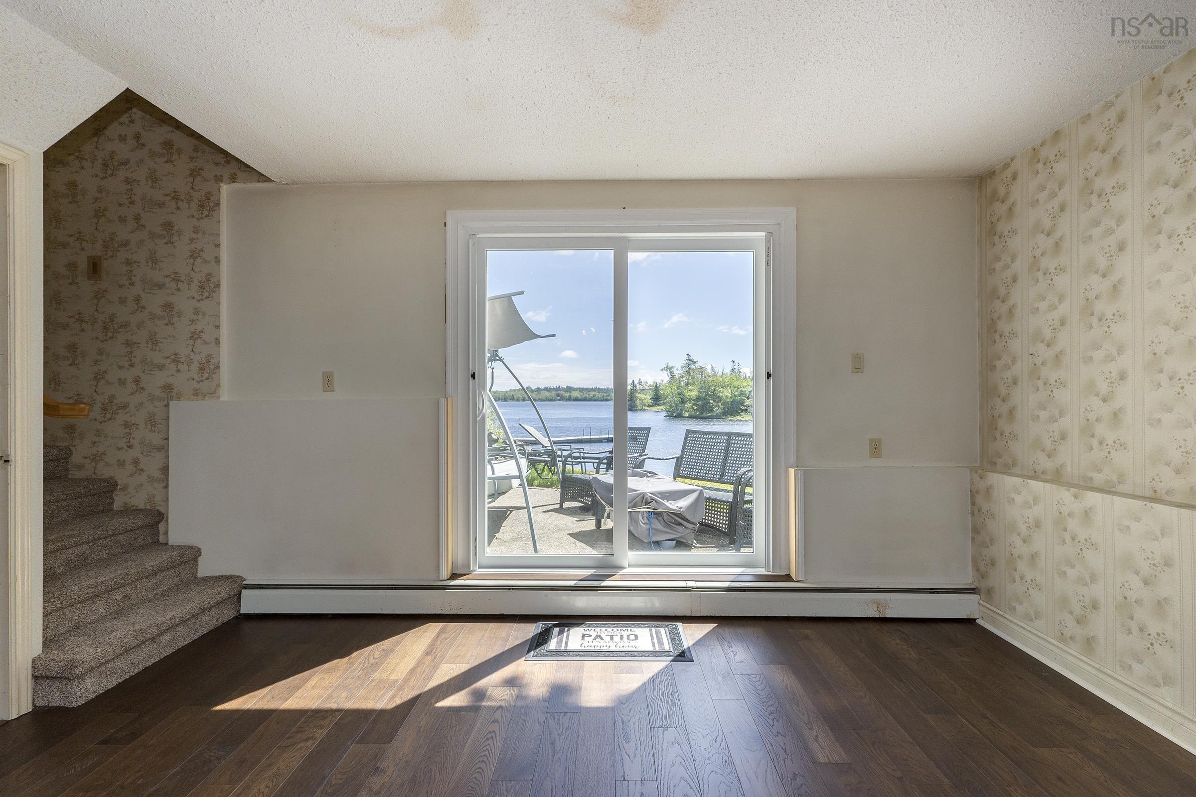 $649,900.00: 45 Karen Crescent, Porters Lake