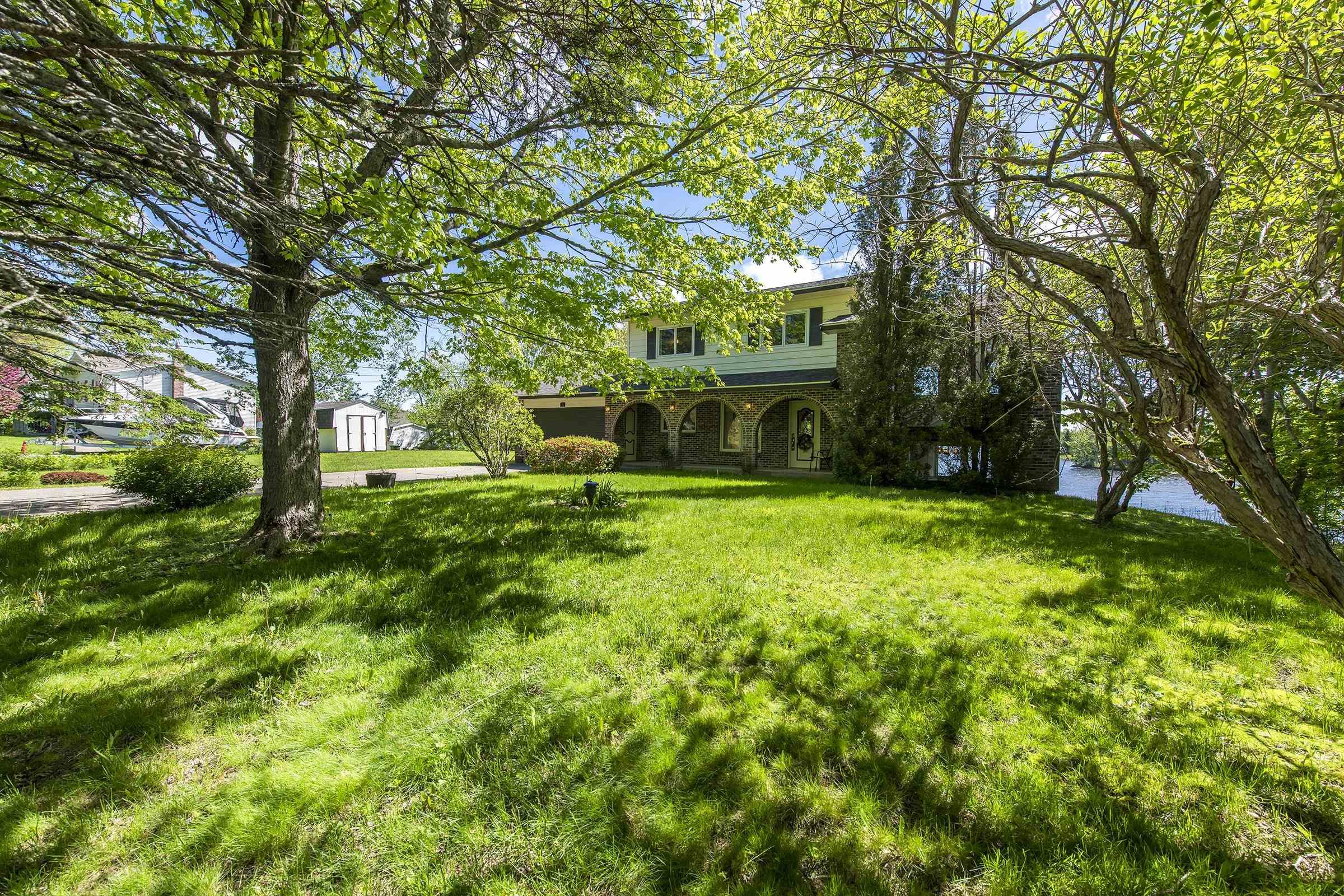$649,900.00: 45 Karen Crescent, Porters Lake