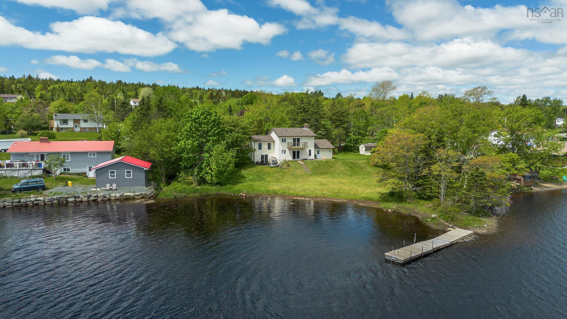 $649,900.00: 45 Karen Crescent, Porters Lake