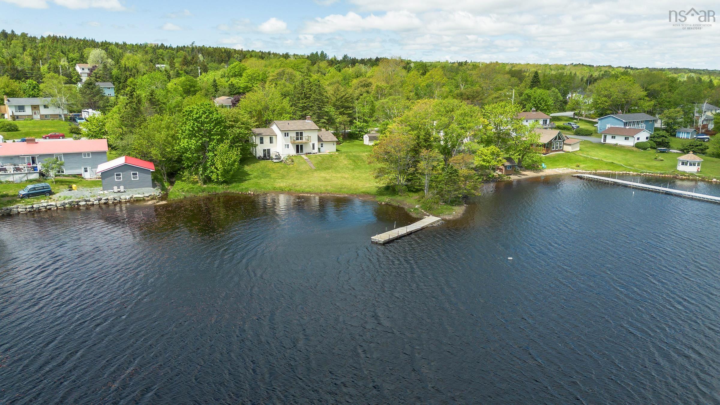 $649,900.00: 45 Karen Crescent, Porters Lake