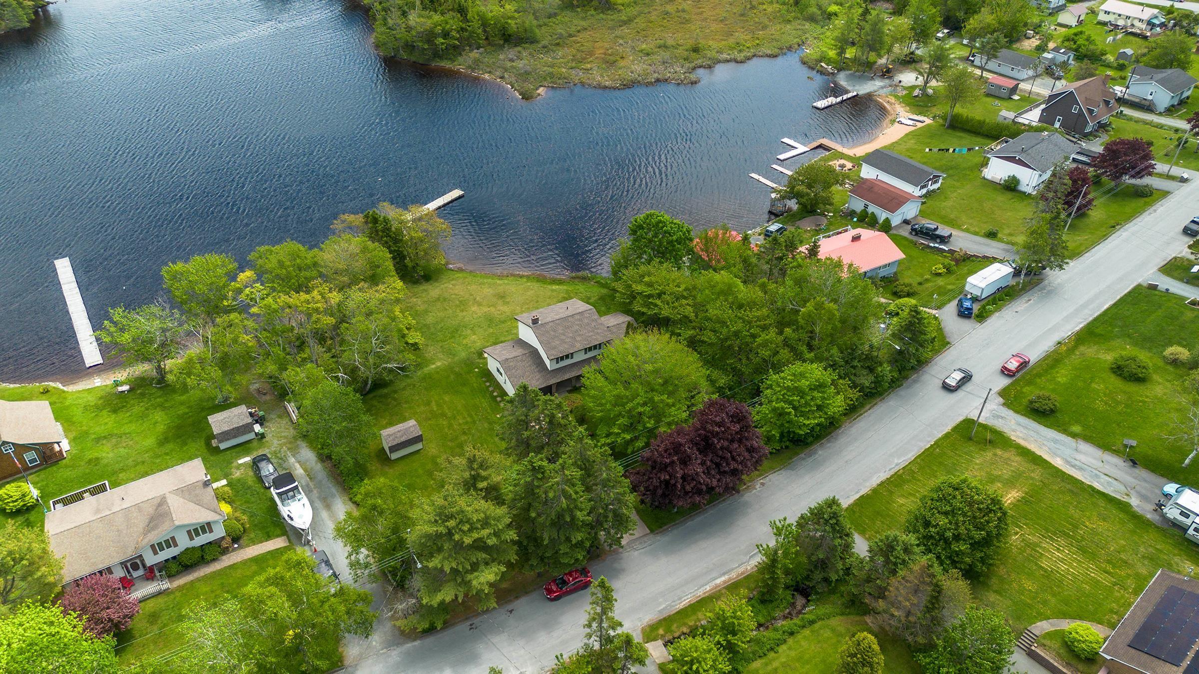 $649,900.00: 45 Karen Crescent, Porters Lake