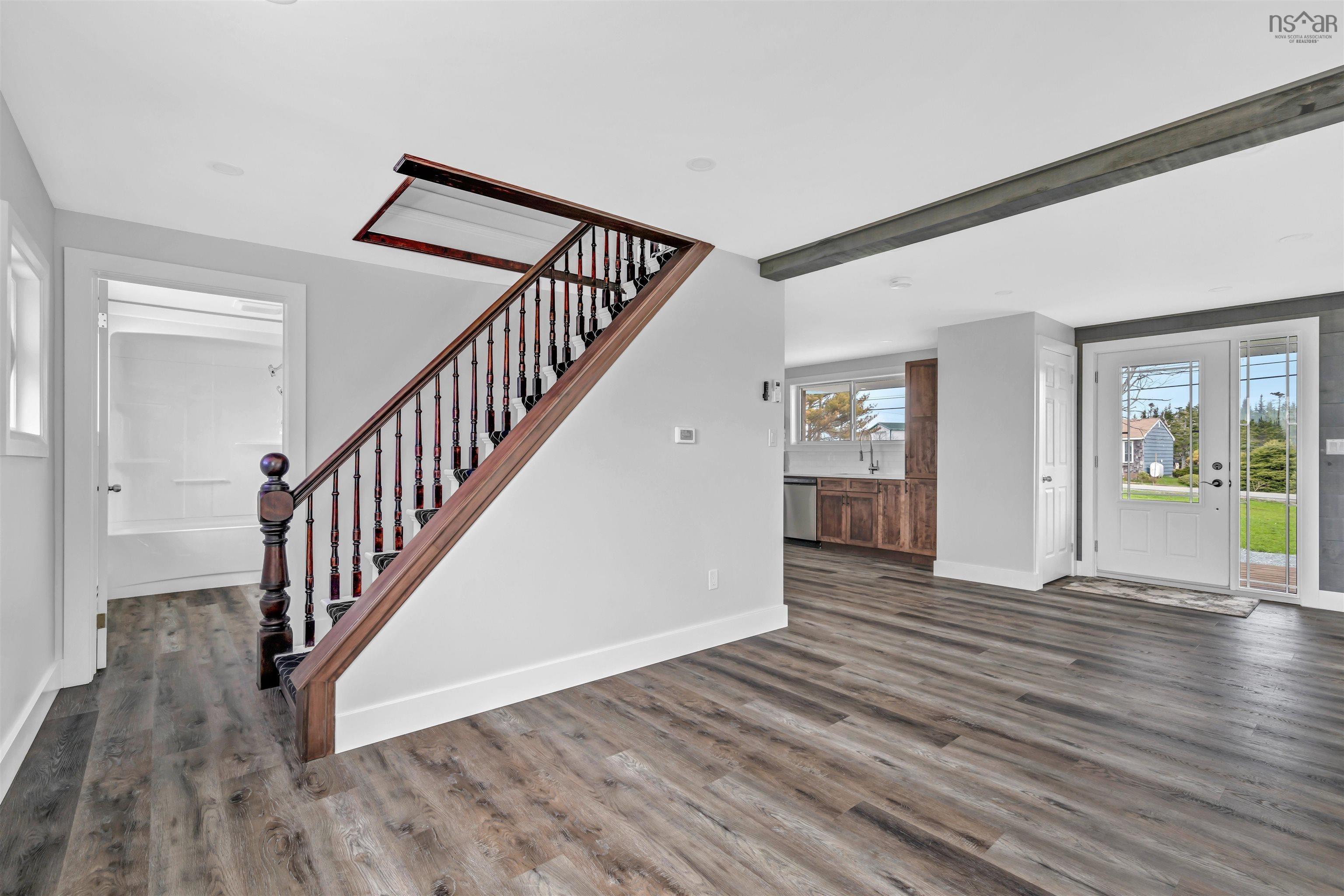 $569,000.00: 1900 Ostrea Lake, Ostrea Lake