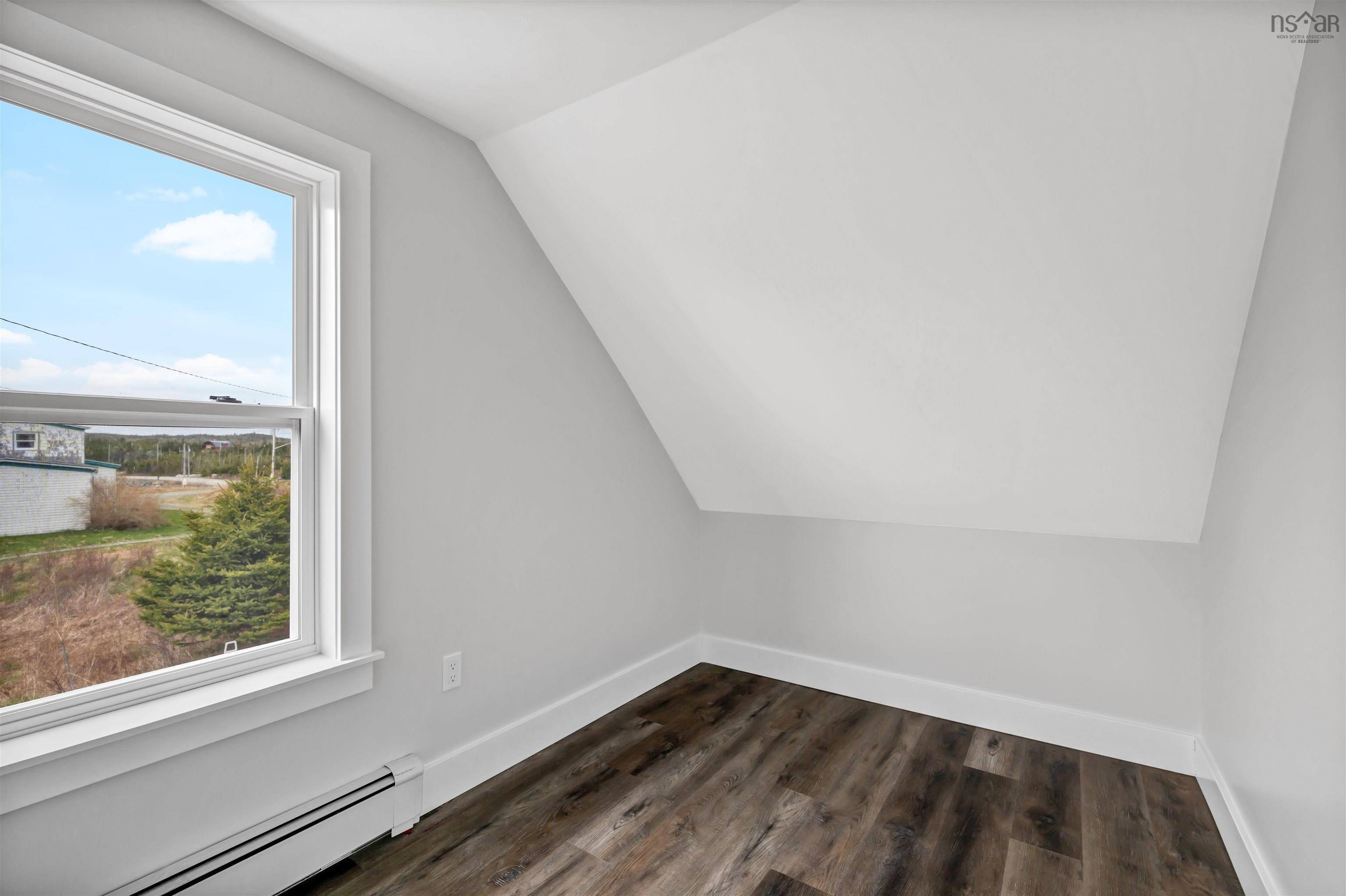 $569,000.00: 1900 Ostrea Lake, Ostrea Lake