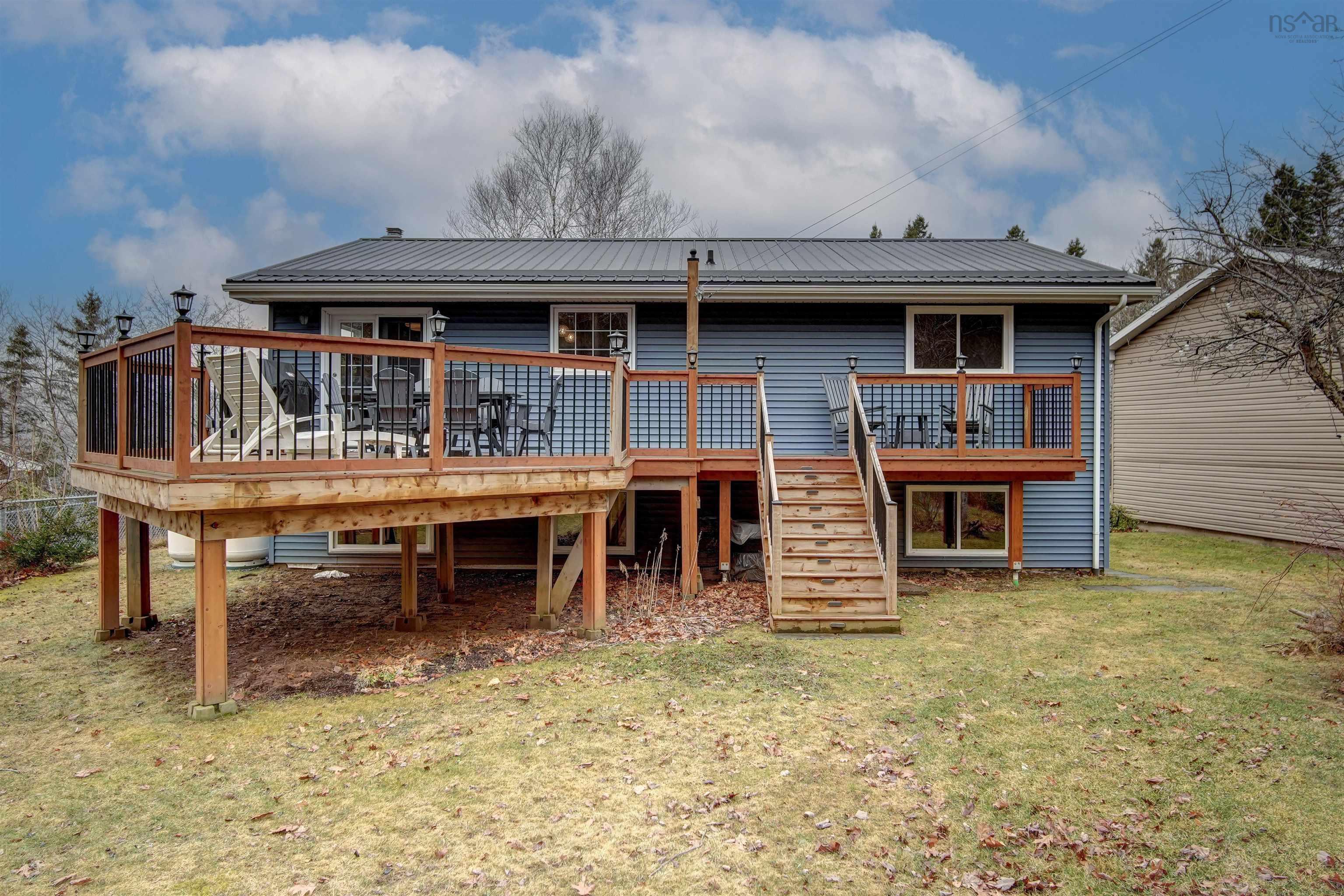 $685,000.00: 31 Oakmount Drive, Bedford