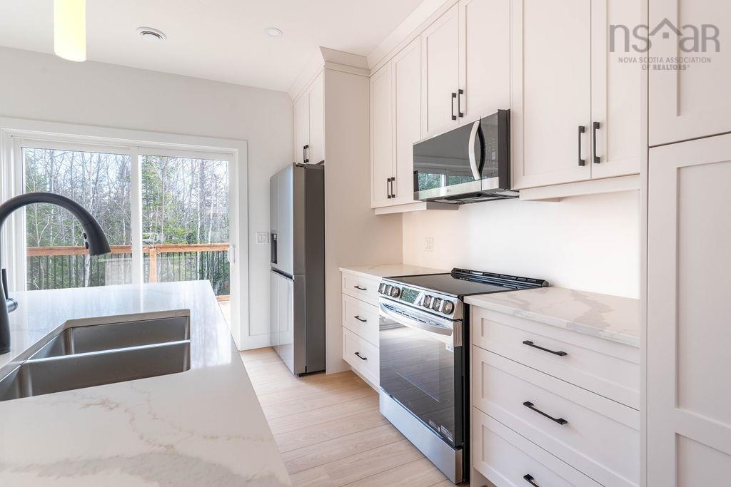 $694,900.00: 30 Periwinkle Drive, Enfield