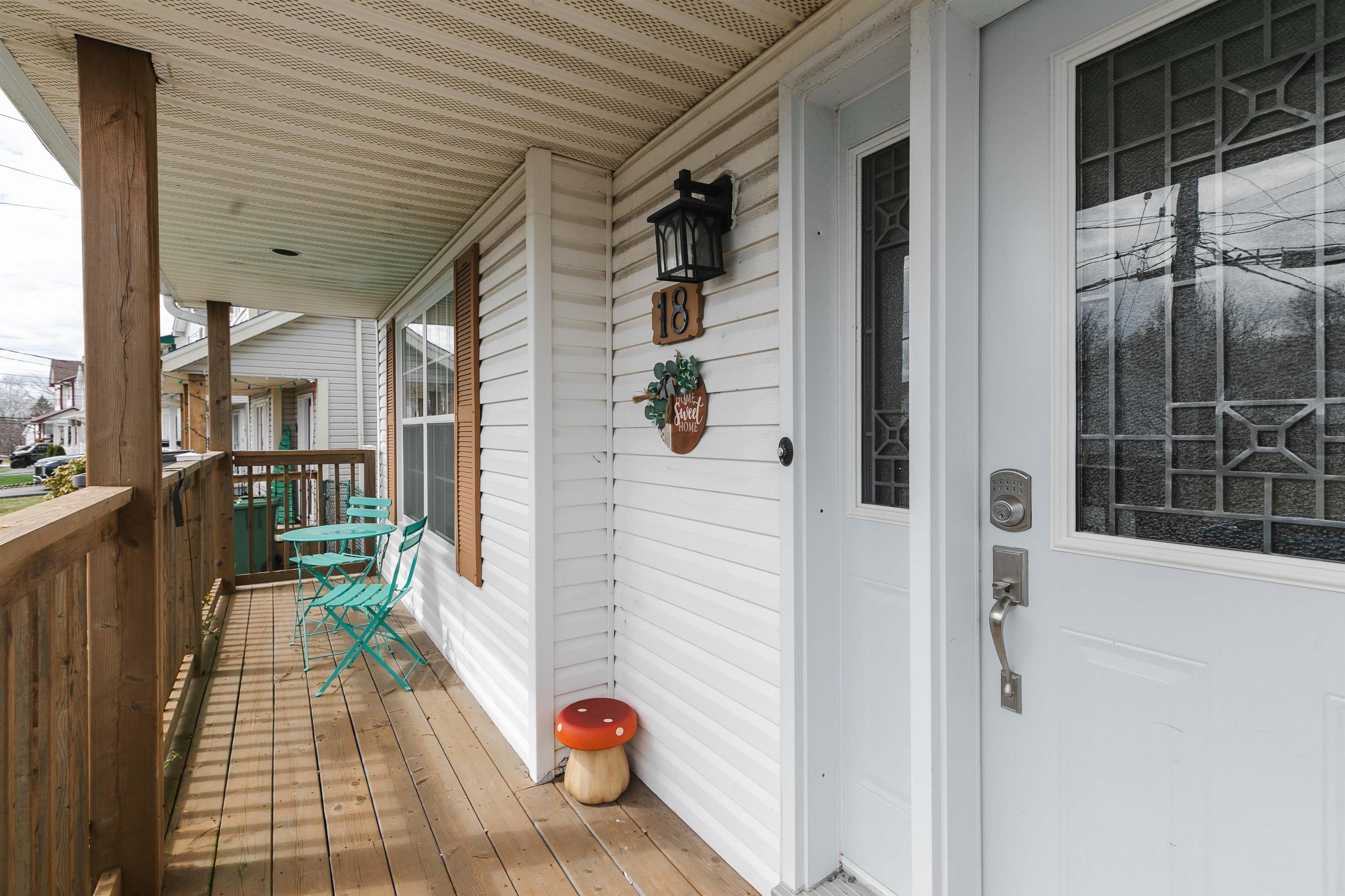$499,900.00: 18 Armcrest Drive, Lower Sackville