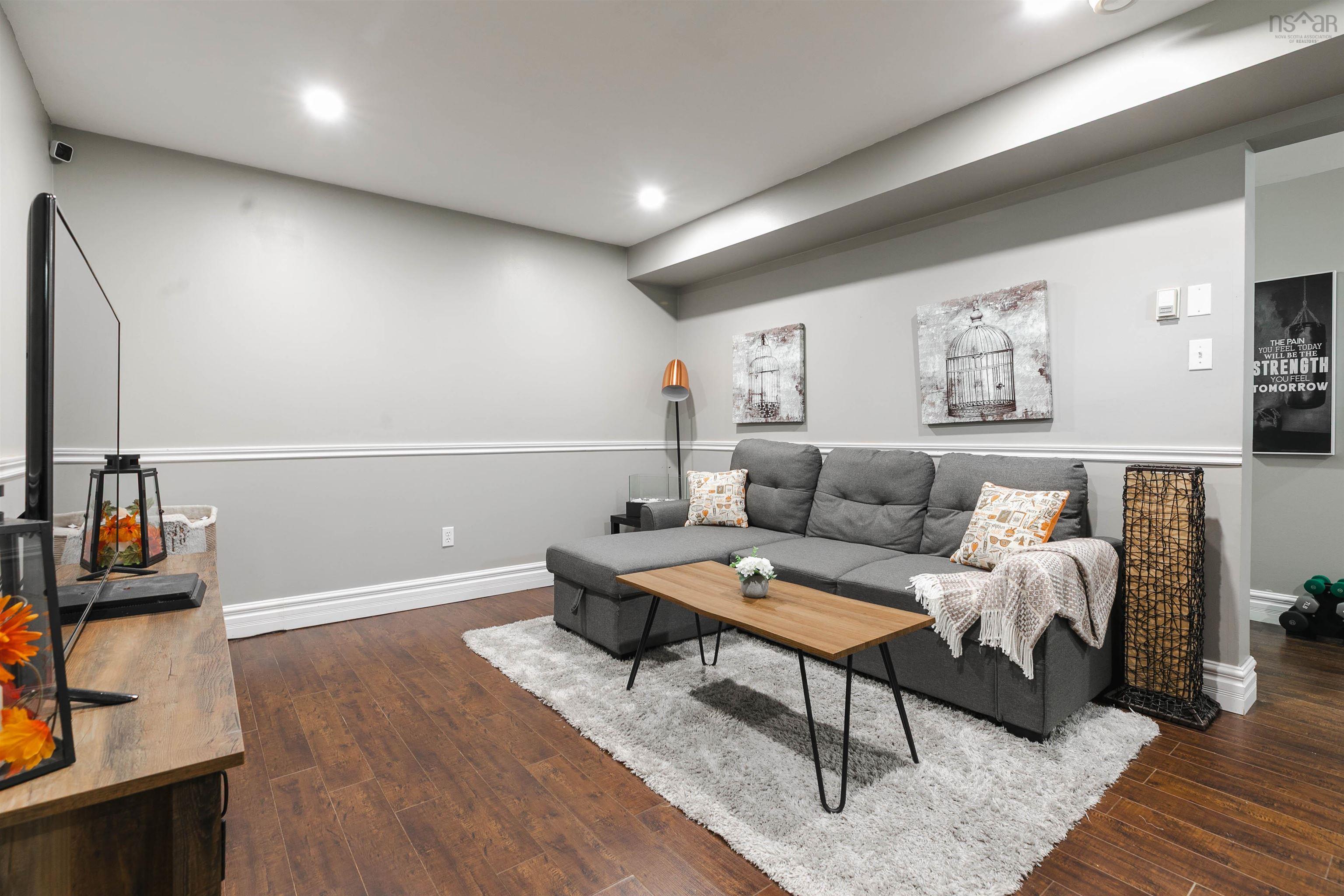 $499,900.00: 18 Armcrest Drive, Lower Sackville