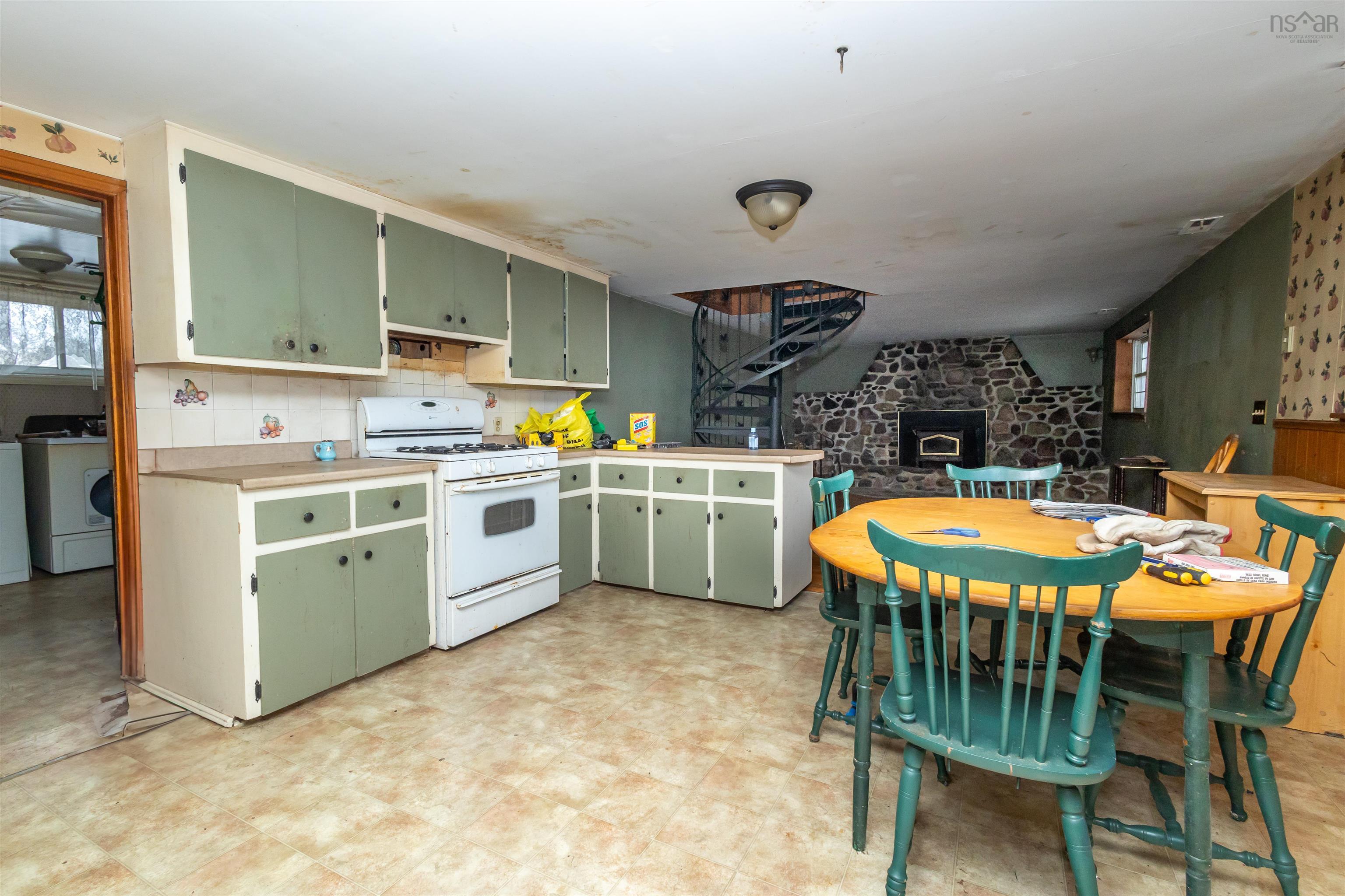$599,000.00: 723 Intervale Road, Huntington