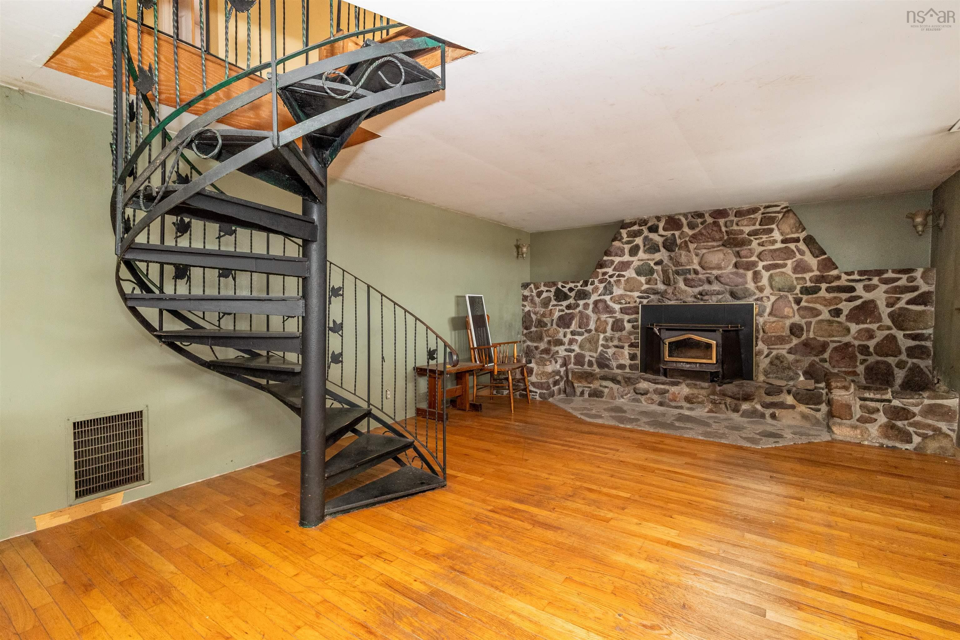 $599,000.00: 723 Intervale Road, Huntington