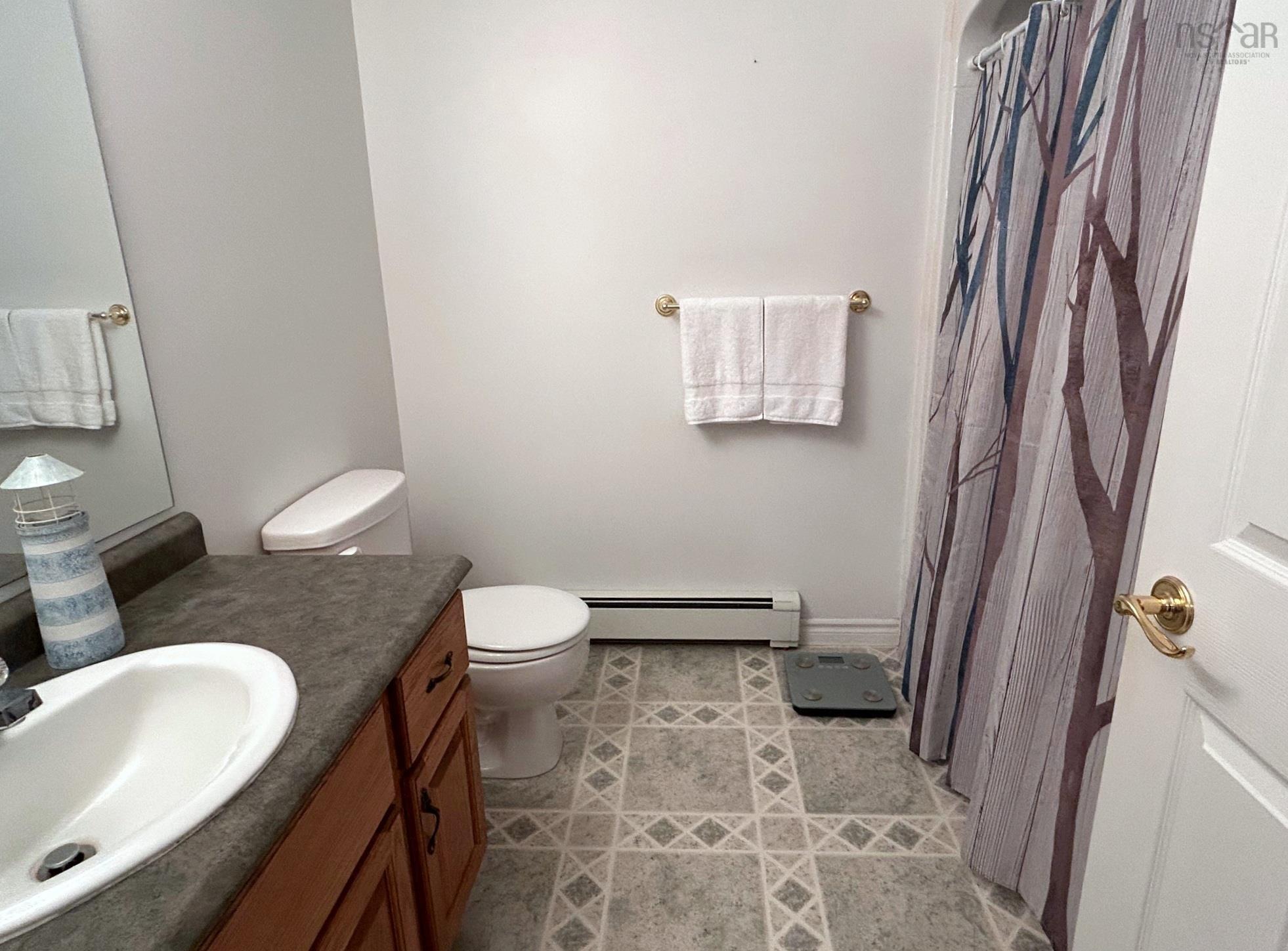 $729,000.00: 7354 Highway 329, East River Point