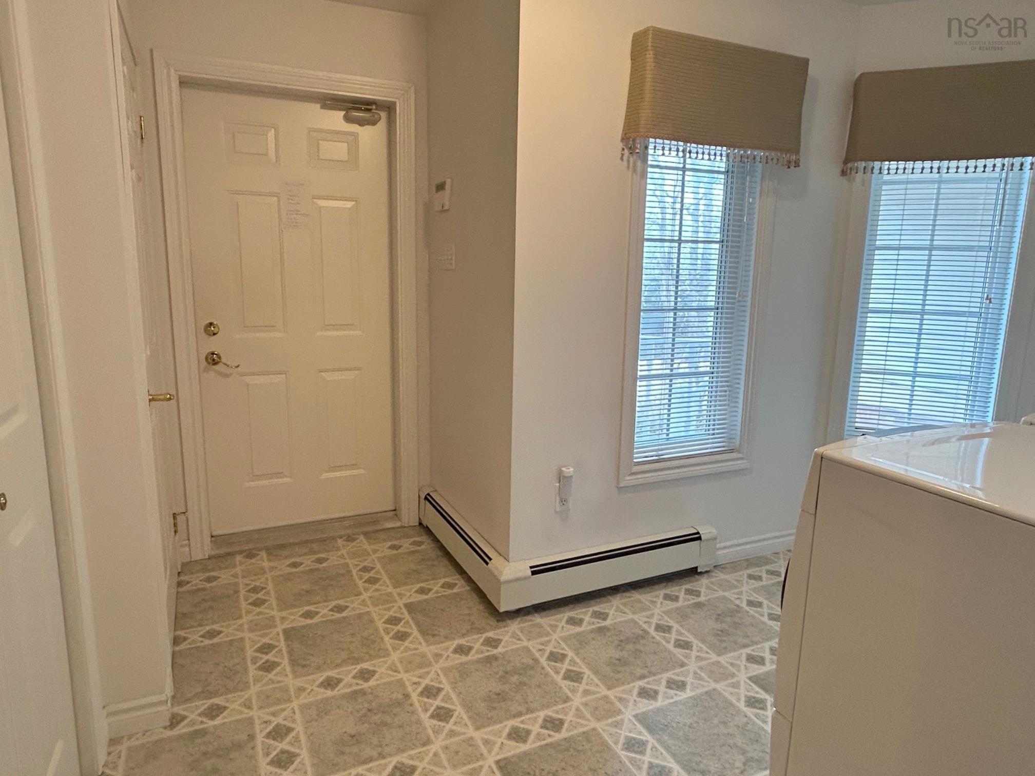 $729,000.00: 7354 Highway 329, East River Point