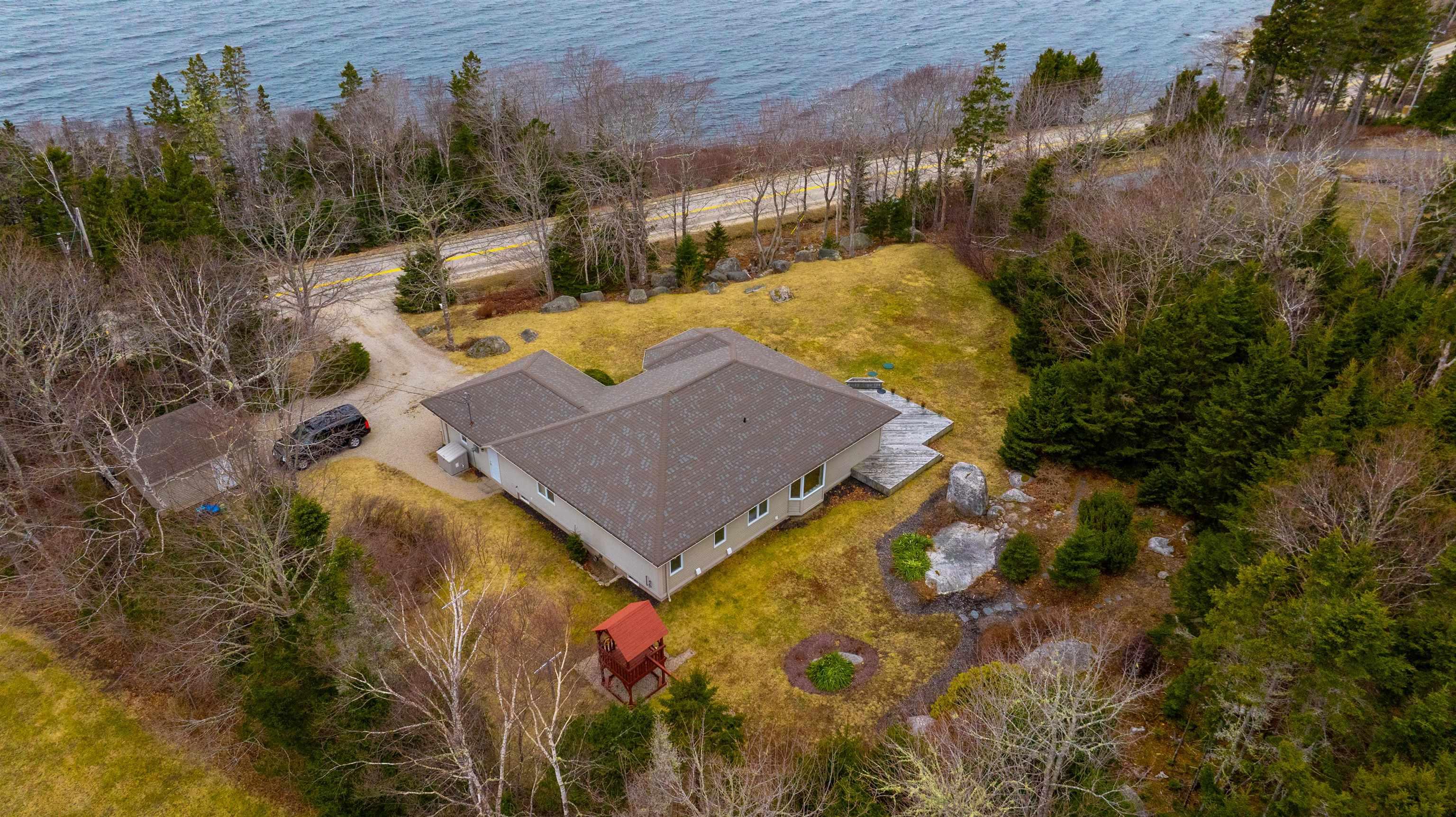 $729,000.00: 7354 Highway 329, East River Point