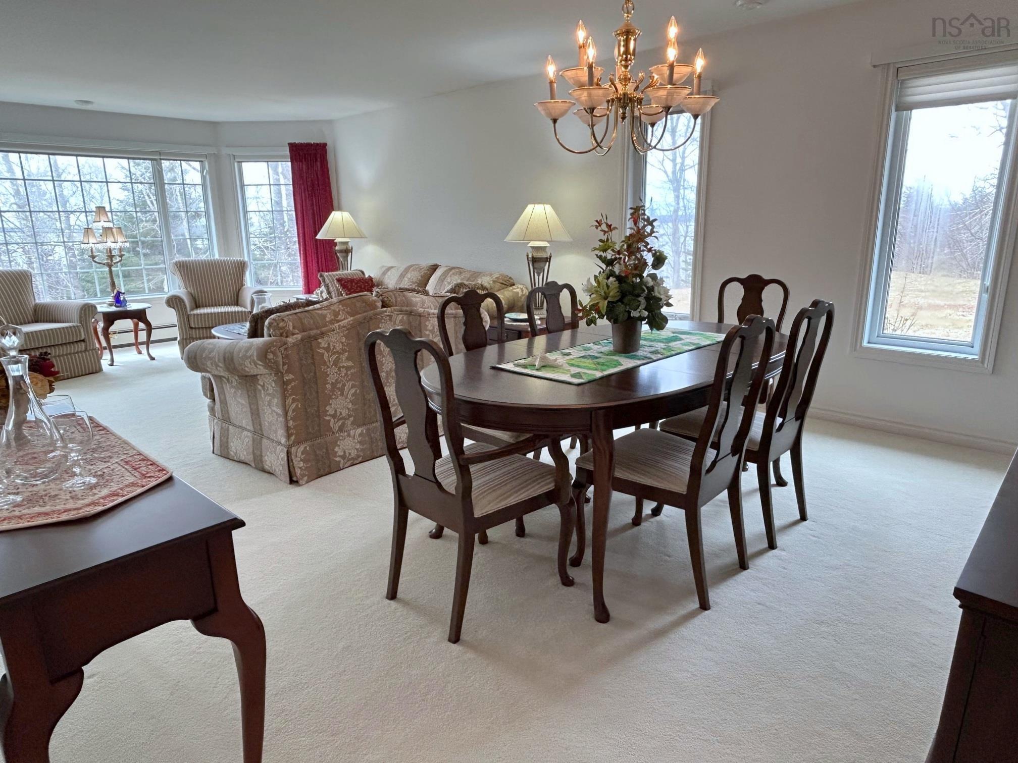 $729,000.00: 7354 Highway 329, East River Point