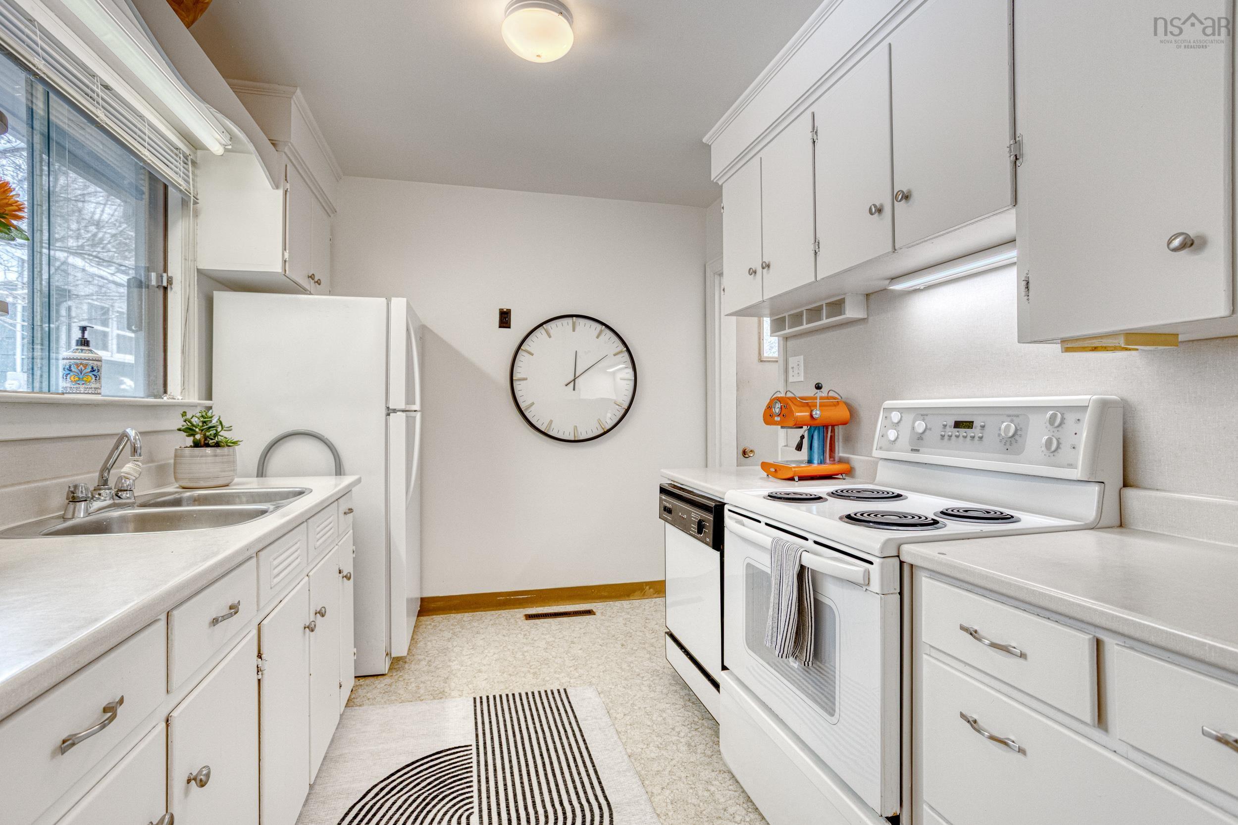 $598,500.00: 16 Grosvenor Road, Halifax