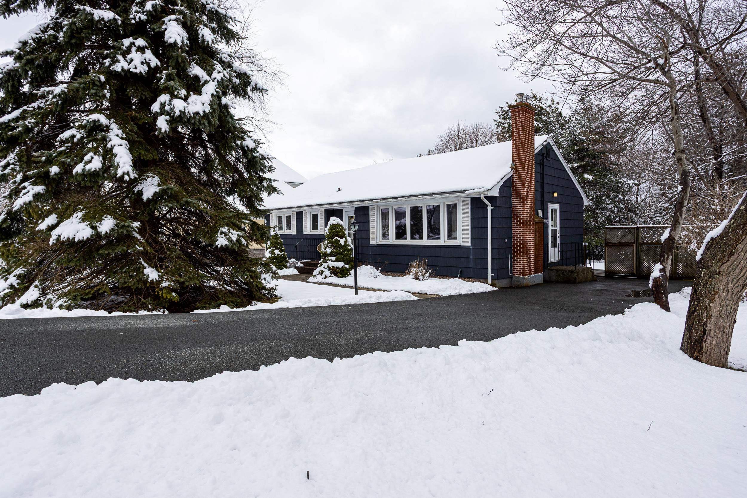 $598,500.00: 16 Grosvenor Road, Halifax