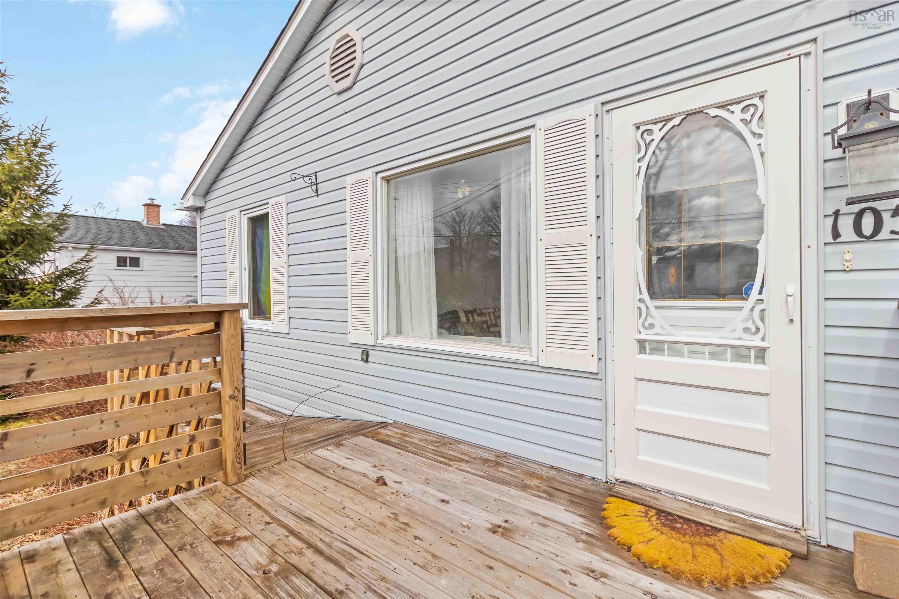 $424,900.00: 105 Rosedale Avenue, Halifax