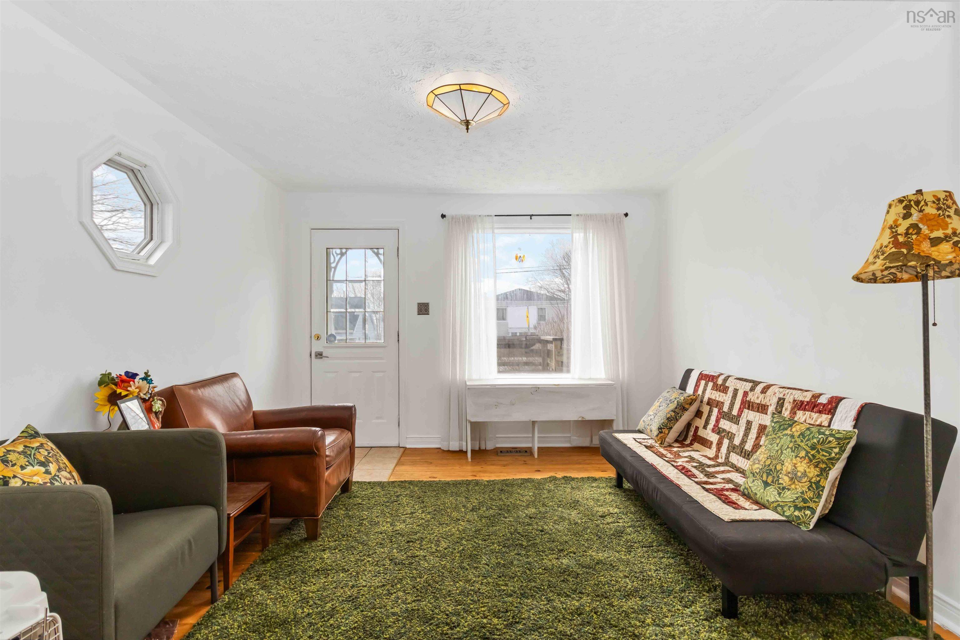 $424,900.00: 105 Rosedale Avenue, Halifax