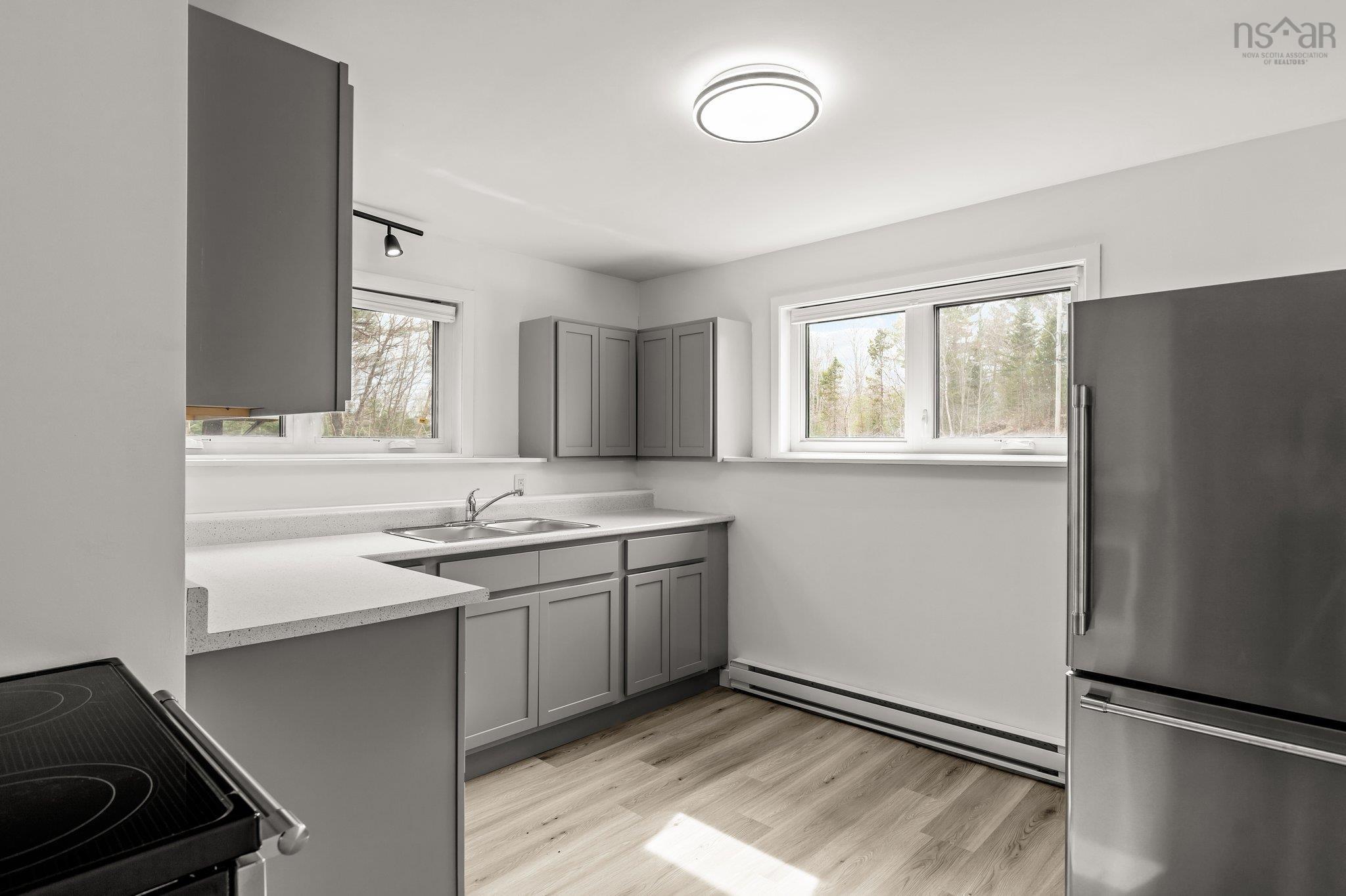 $599,000.00: 20 Old Cobequid Road, Waverley