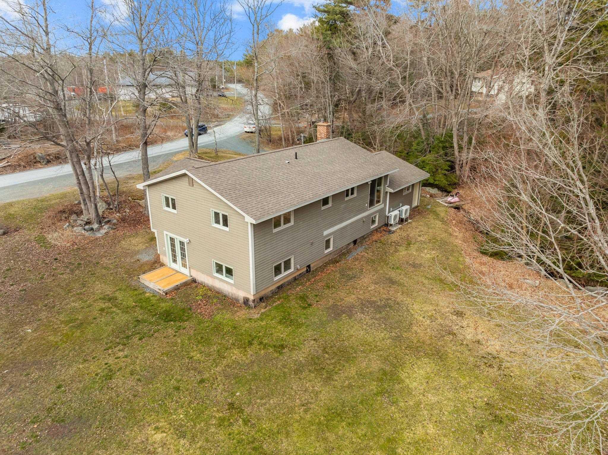 $599,000.00: 20 Old Cobequid Road, Waverley
