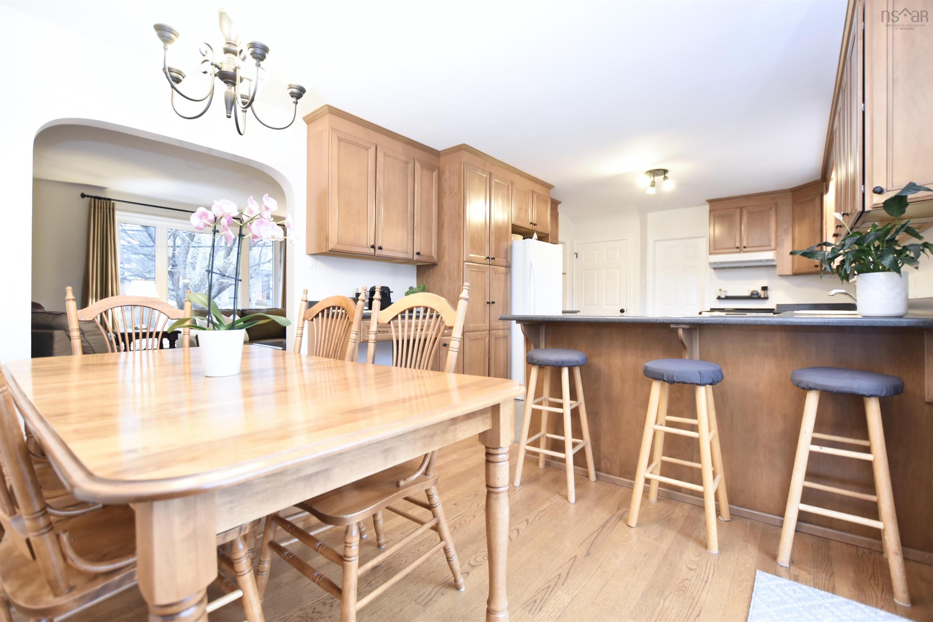 $729,900.00: 86 Flamingo Drive, Halifax