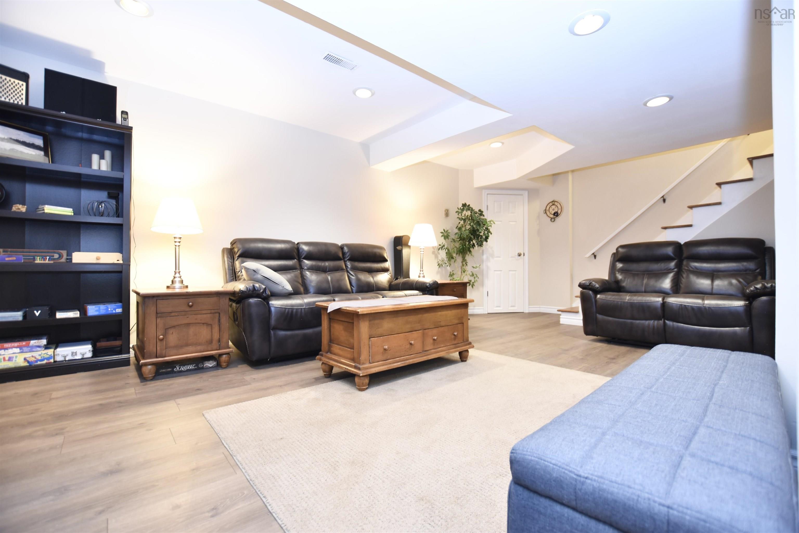 $729,900.00: 86 Flamingo Drive, Halifax