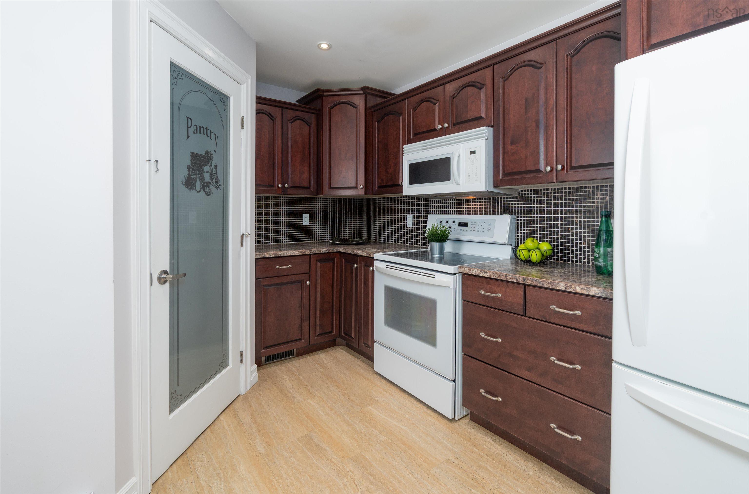 $589,900.00: 33 Stuart Harris Drive, Dartmouth