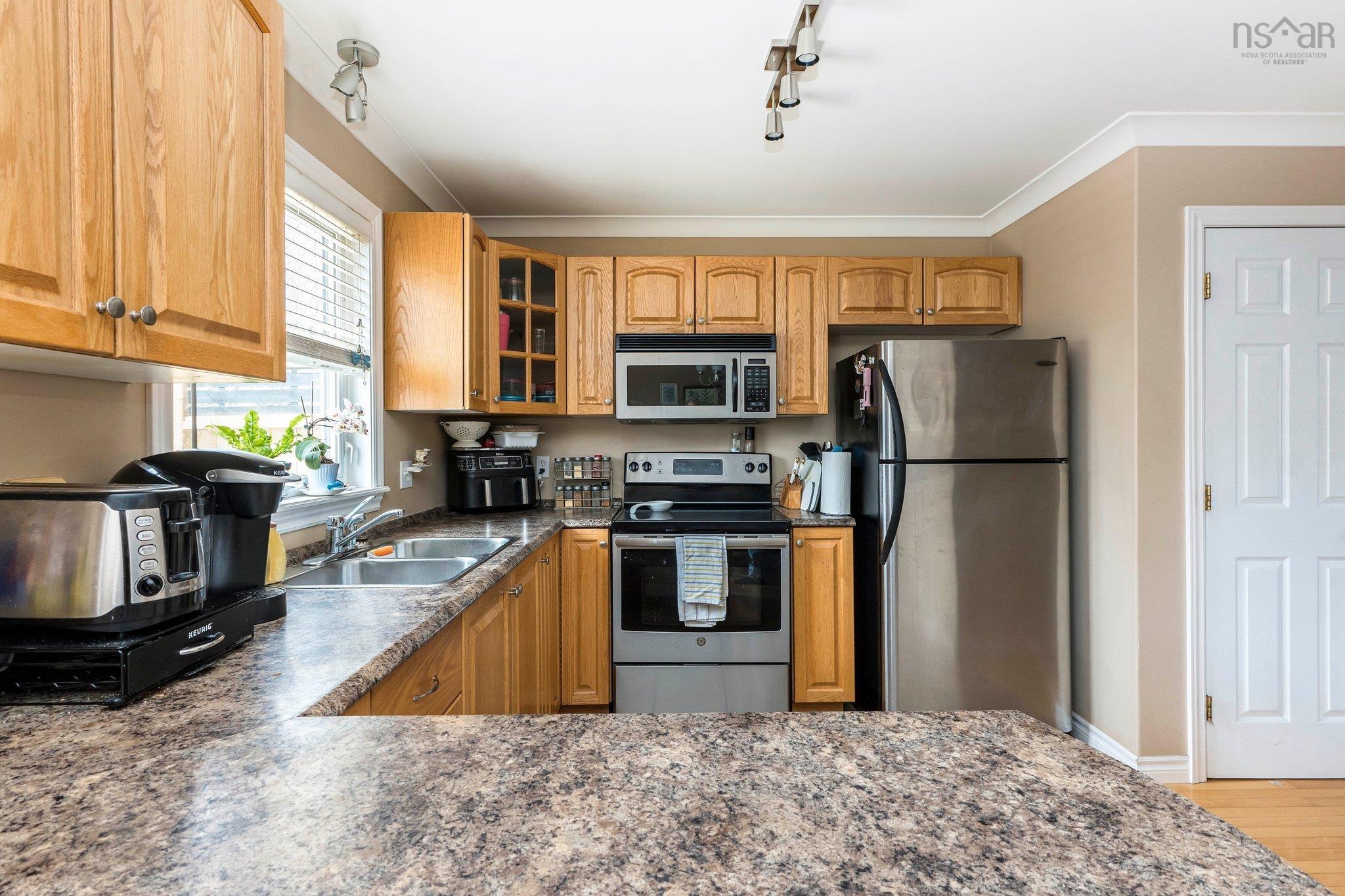 $499,900.00: 141 Green Village Lane, Dartmouth