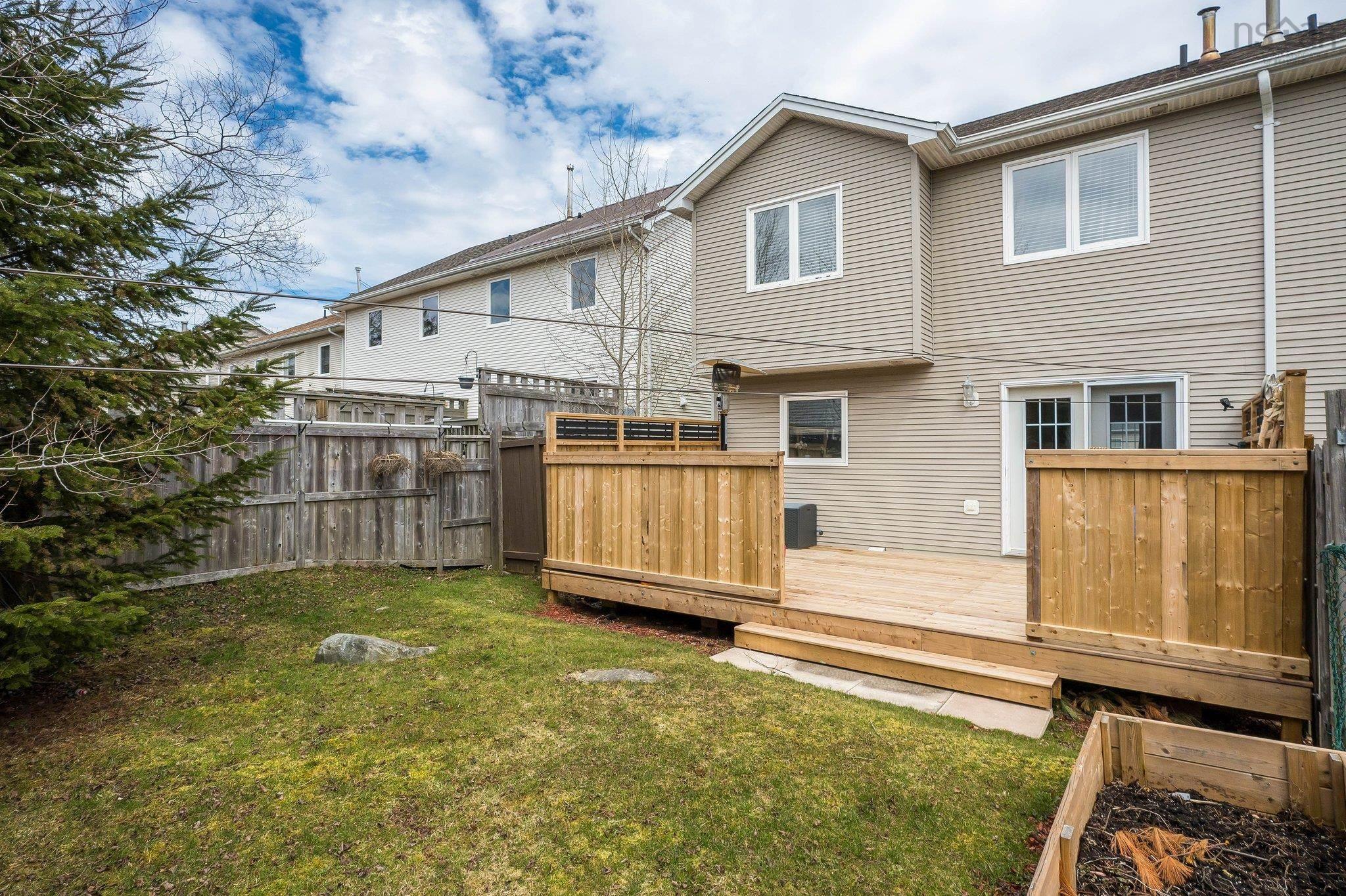 $499,900.00: 141 Green Village Lane, Dartmouth