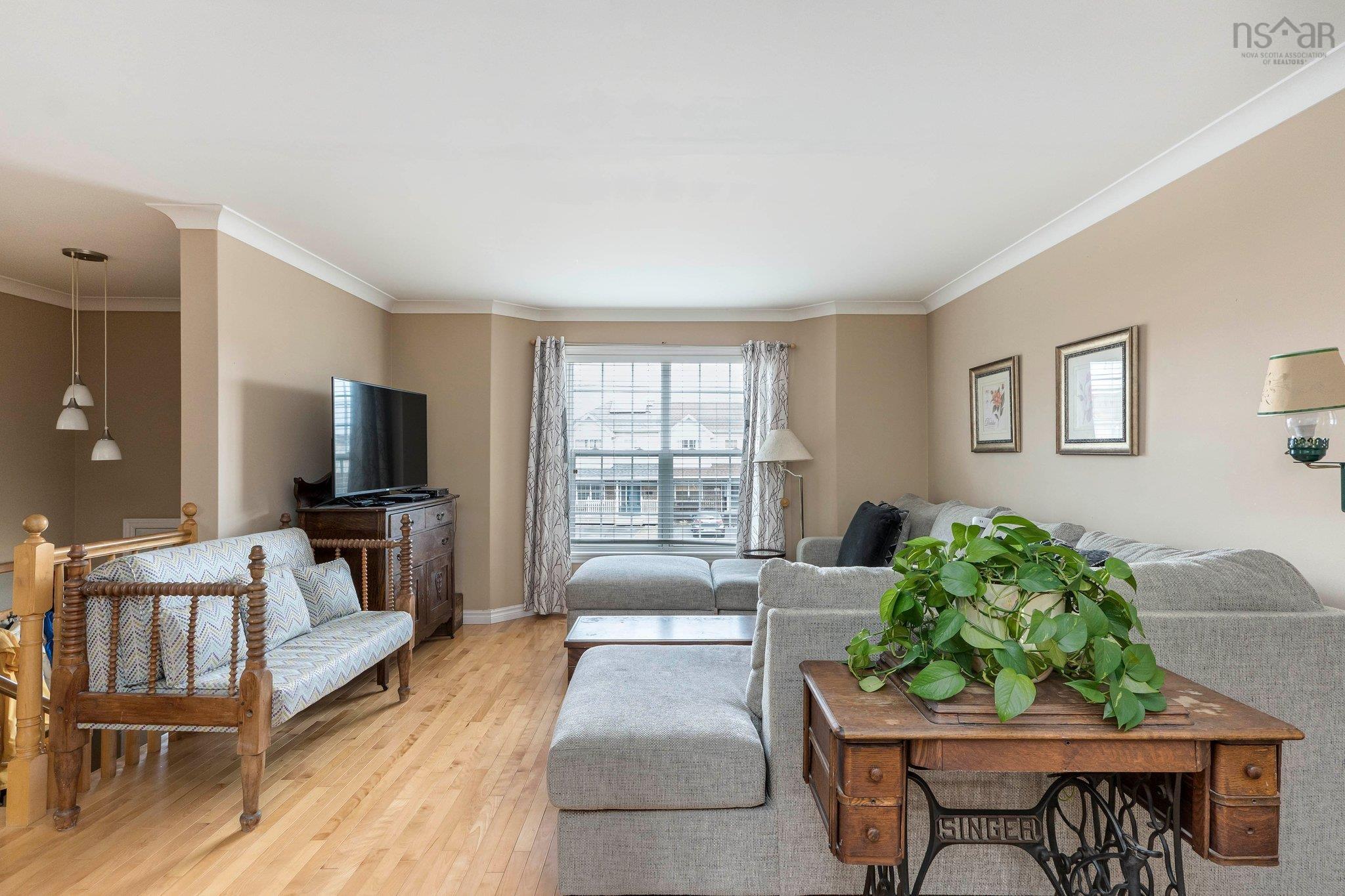 $499,900.00: 141 Green Village Lane, Dartmouth