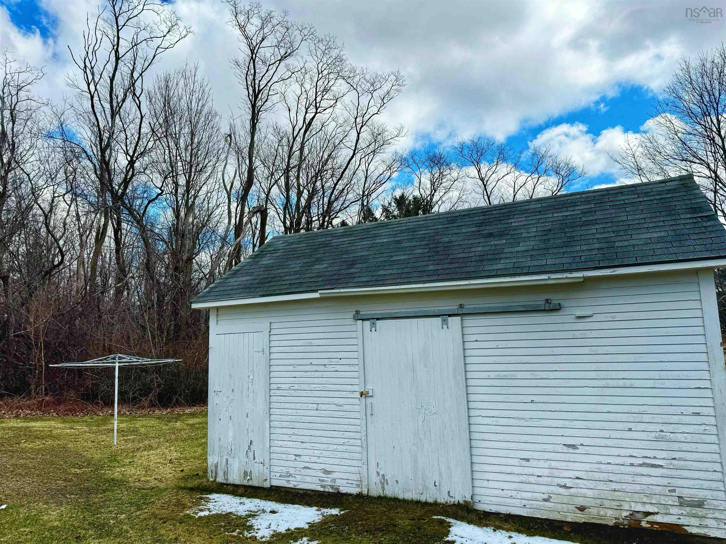 $229,900.00: 1360 Highway 1, East Kingston