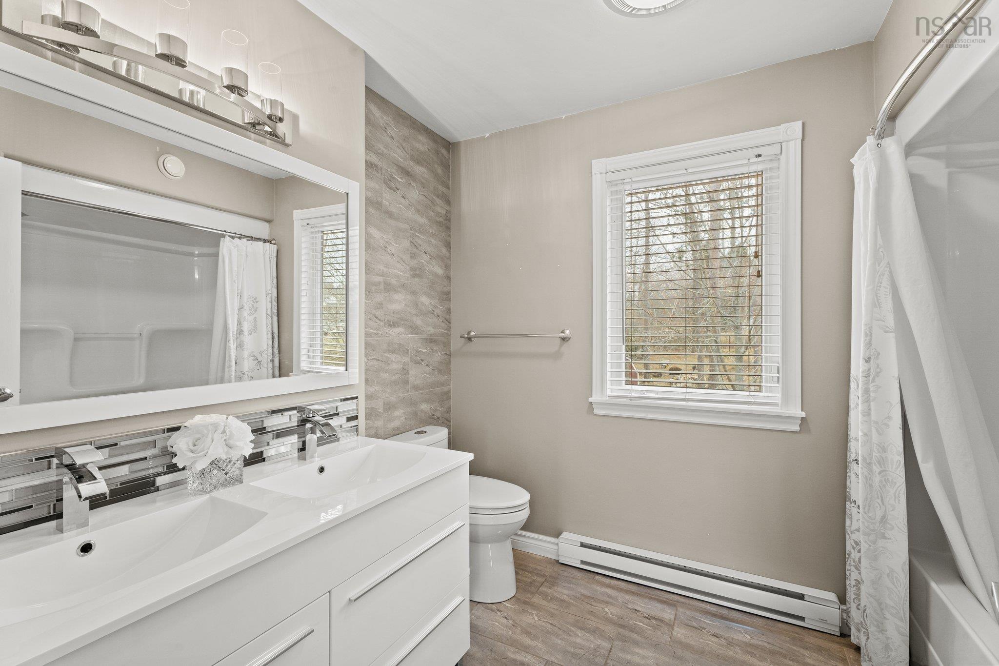 $824,900.00: 17 Pineview Crescent, Stellarton