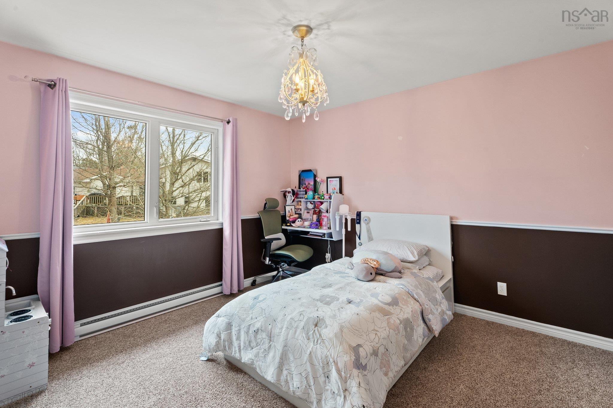$824,900.00: 17 Pineview Crescent, Stellarton